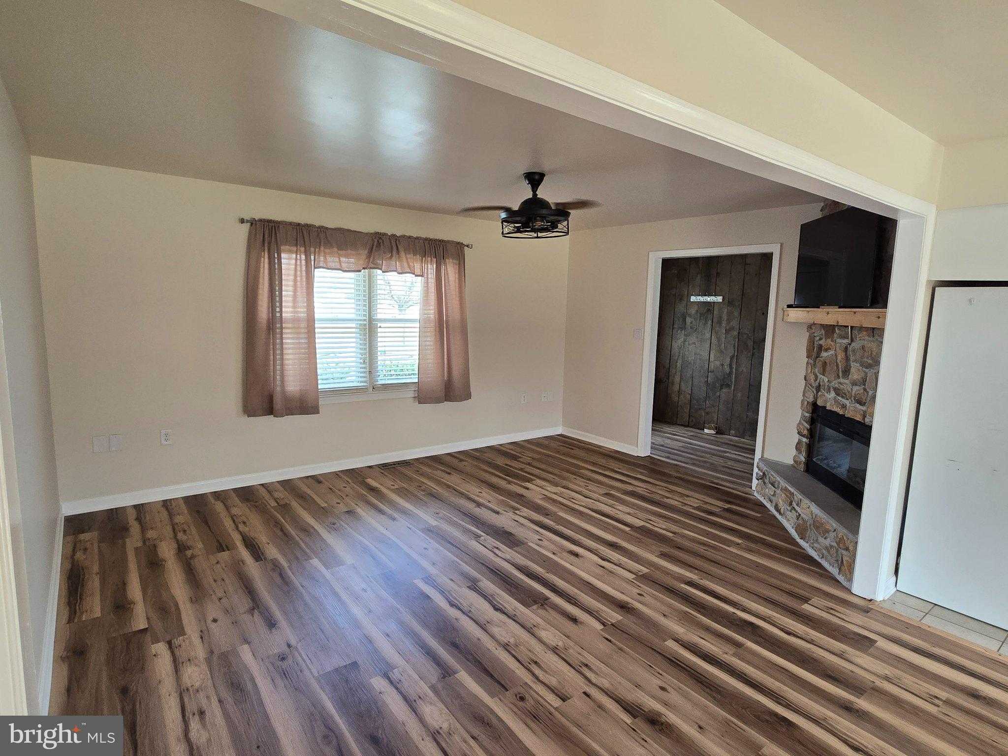 70 Kathys Ln photo 18