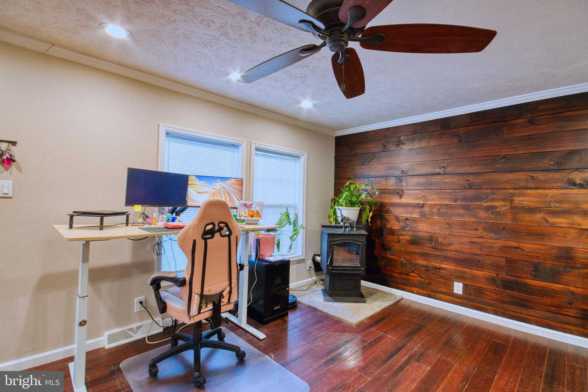 343 Dark Hollow Rd photo 22