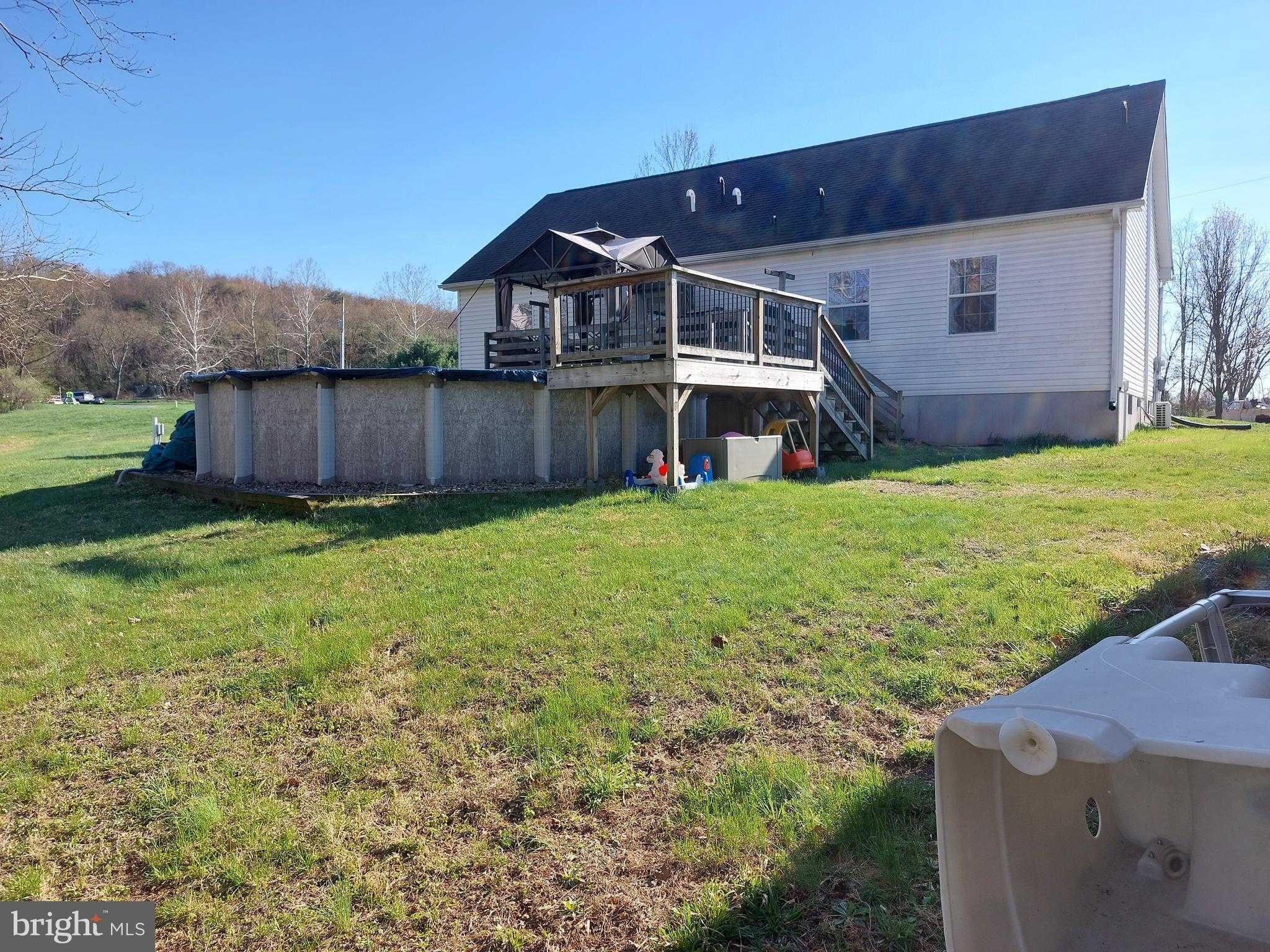 343 Dark Hollow Rd photo 4