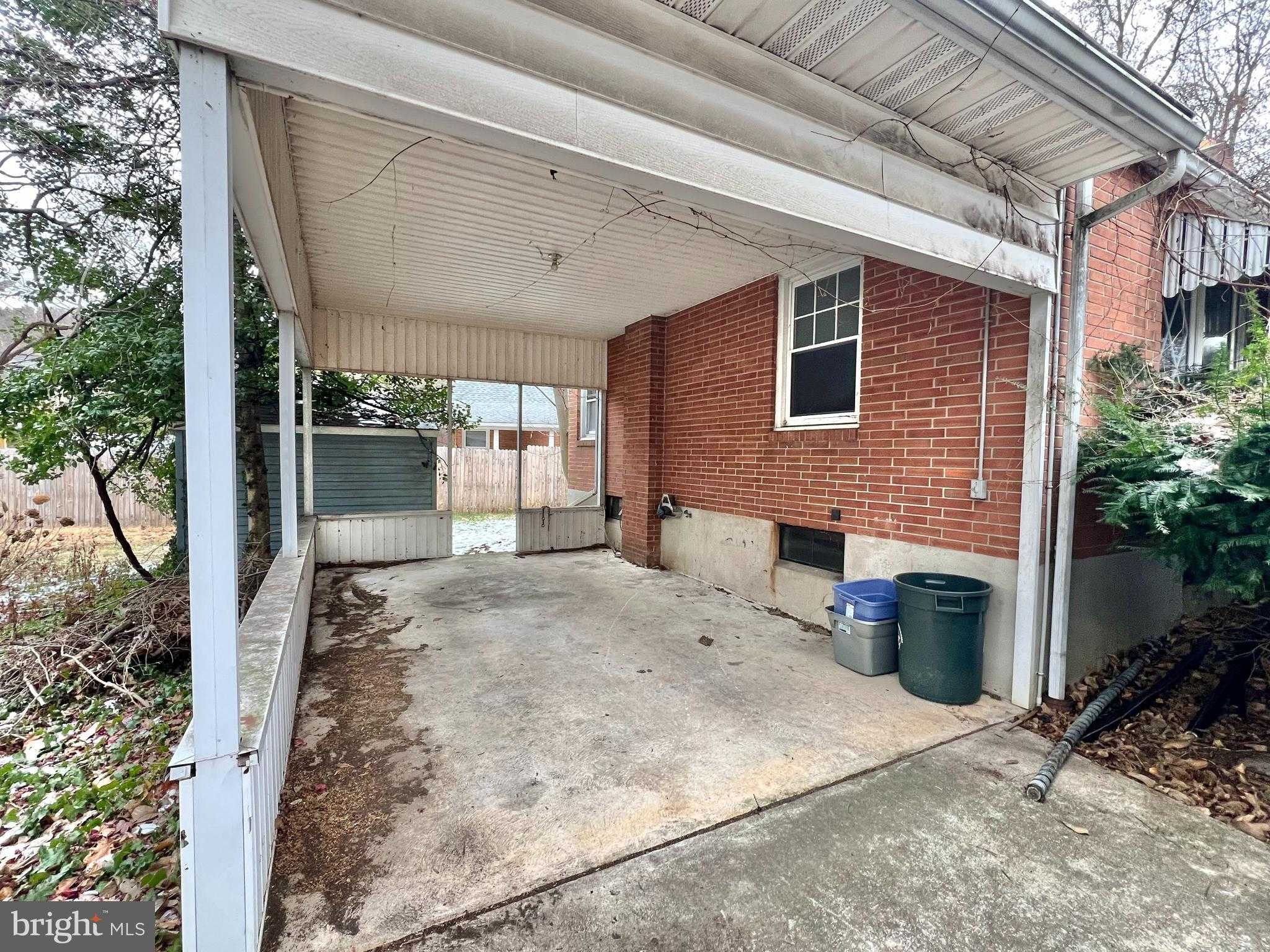 1703 Palmer Ave photo 3