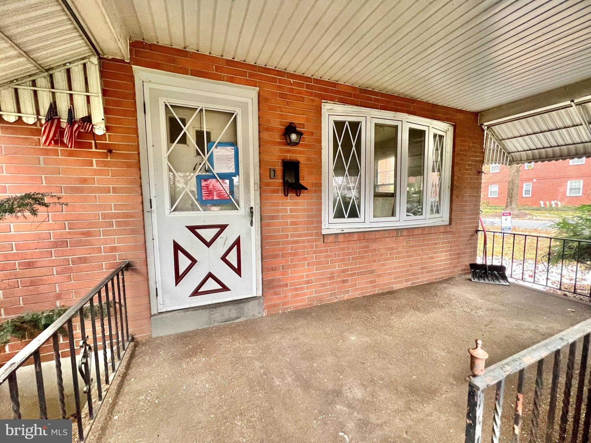 1703 Palmer Ave photo 4