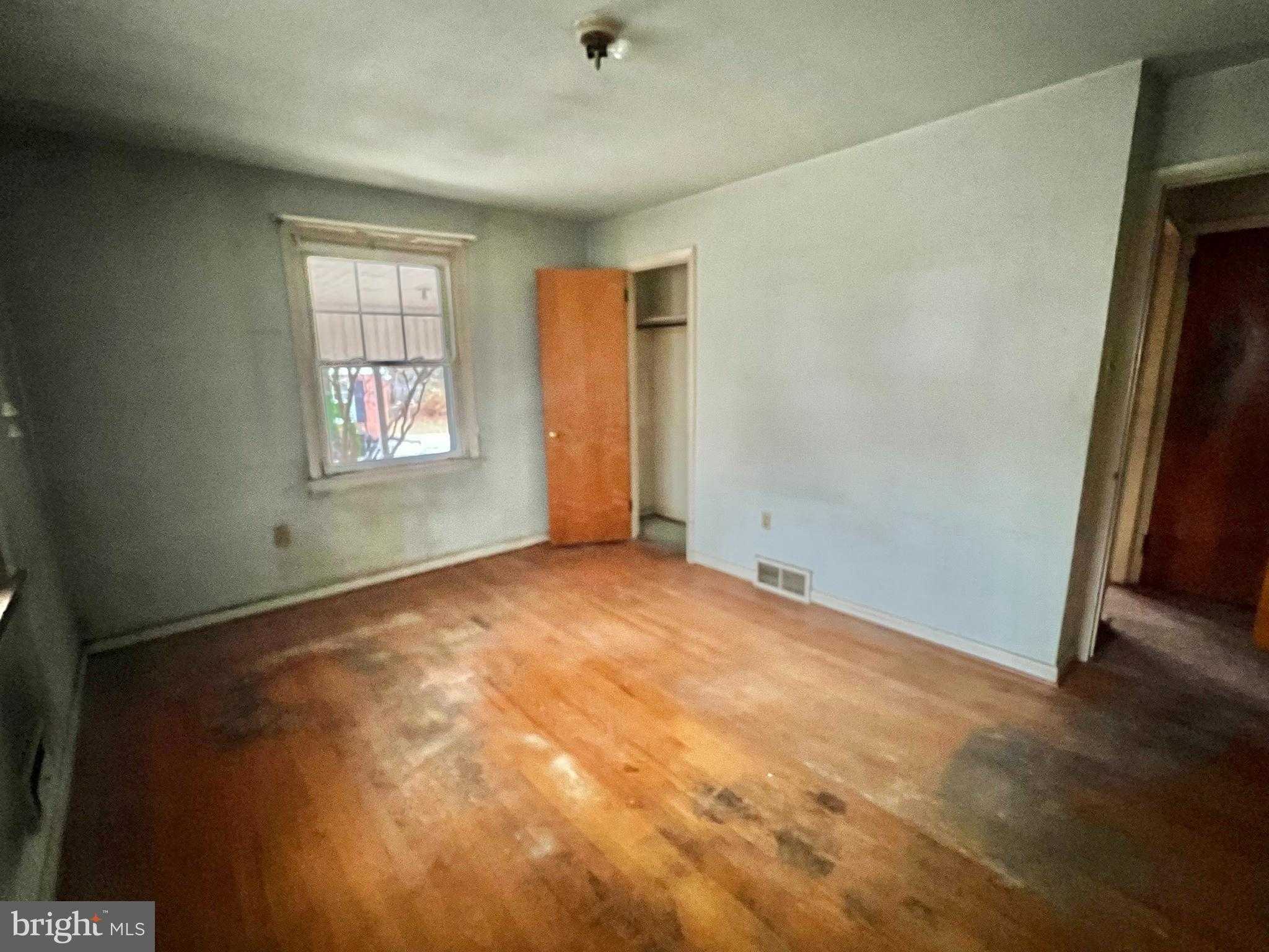 1703 Palmer Ave photo 9