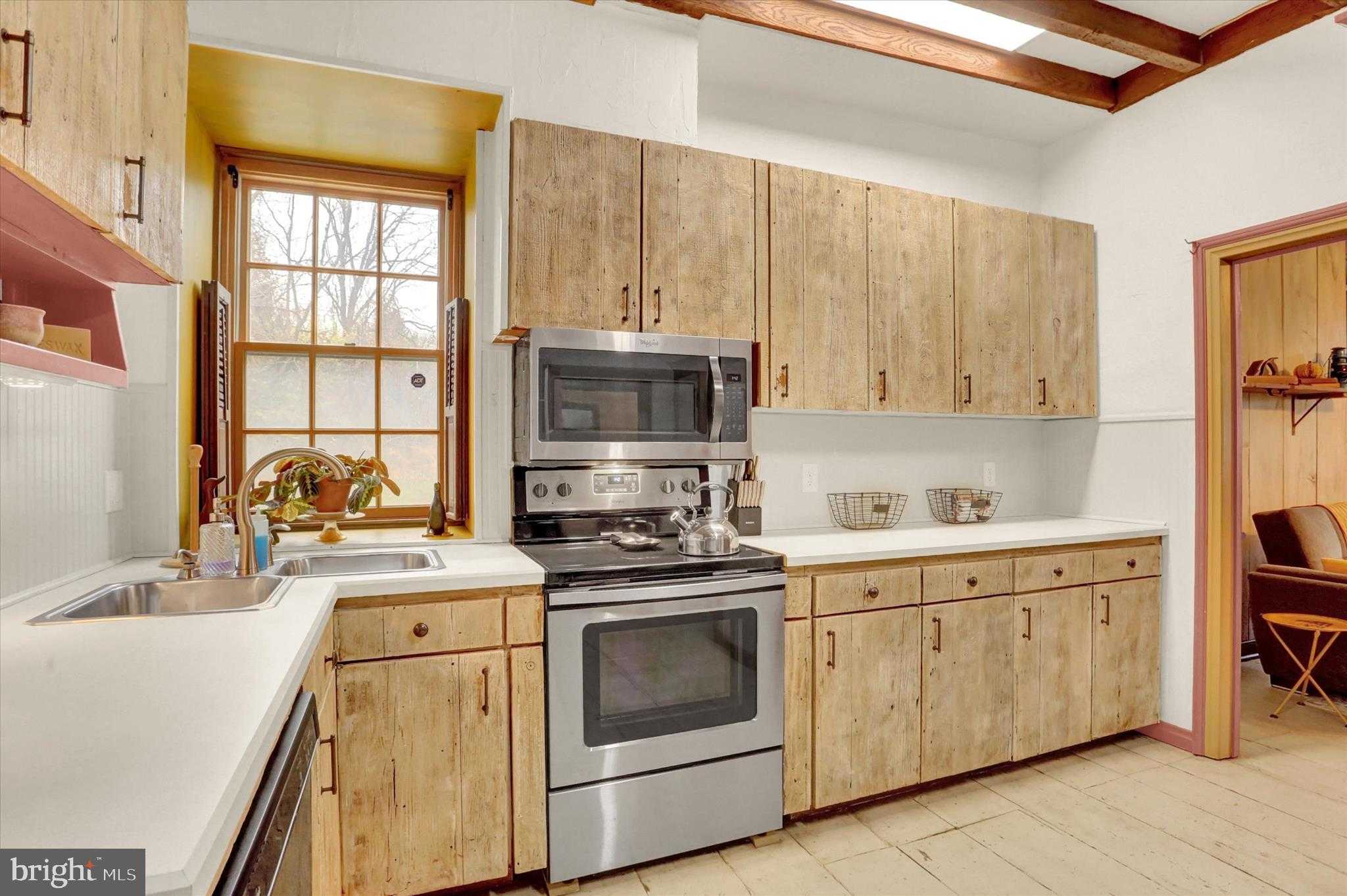 2600 S Market St photo 20