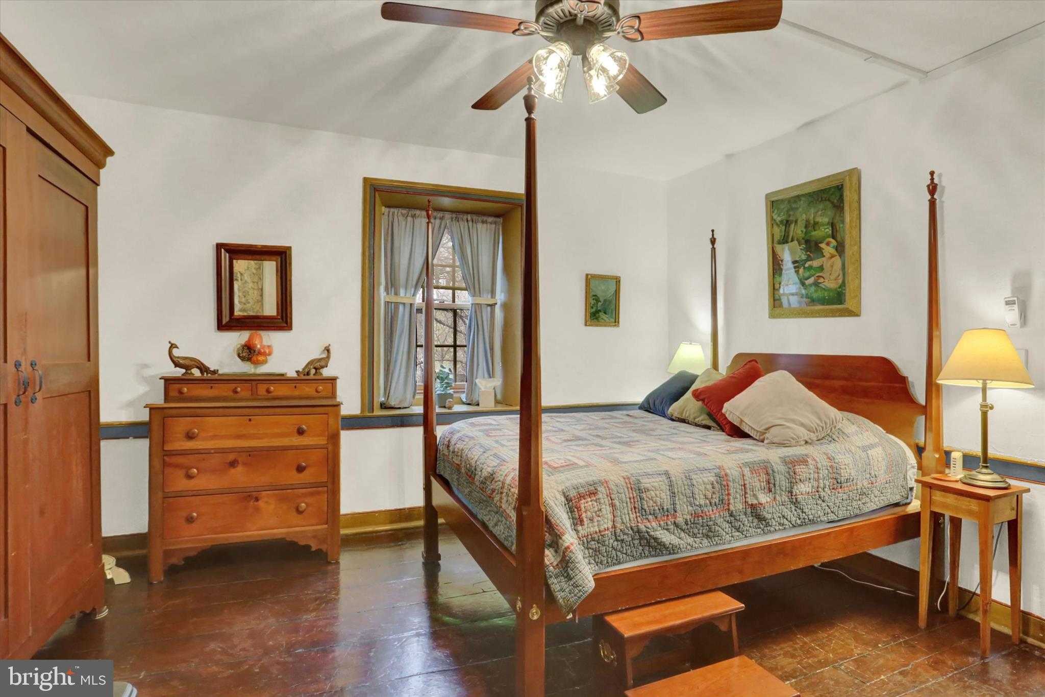 2600 S Market St photo 25