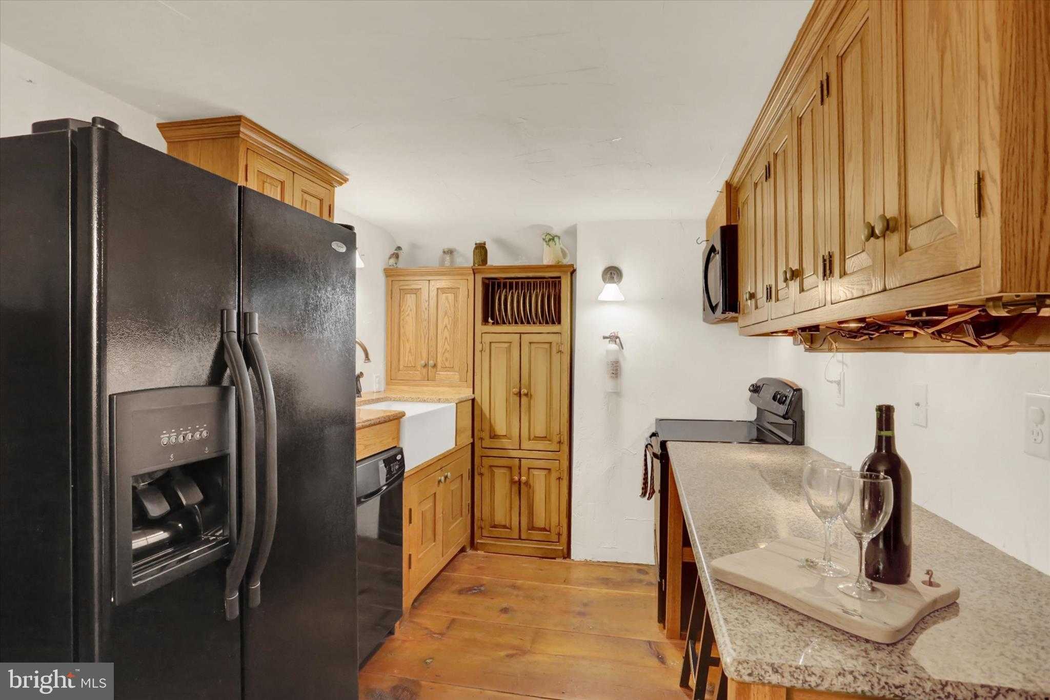 2600 S Market St photo 39