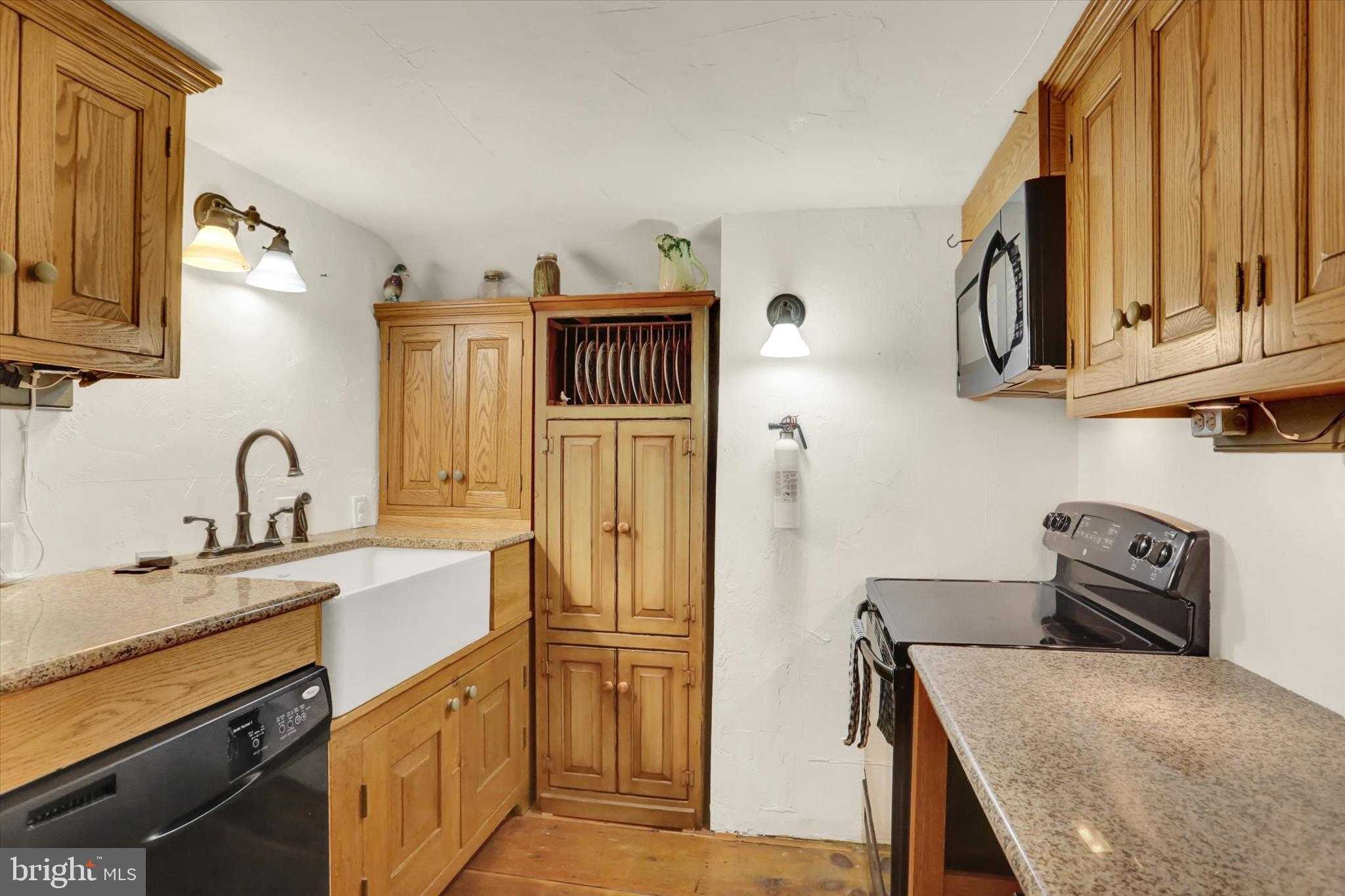 2600 S Market St photo 40