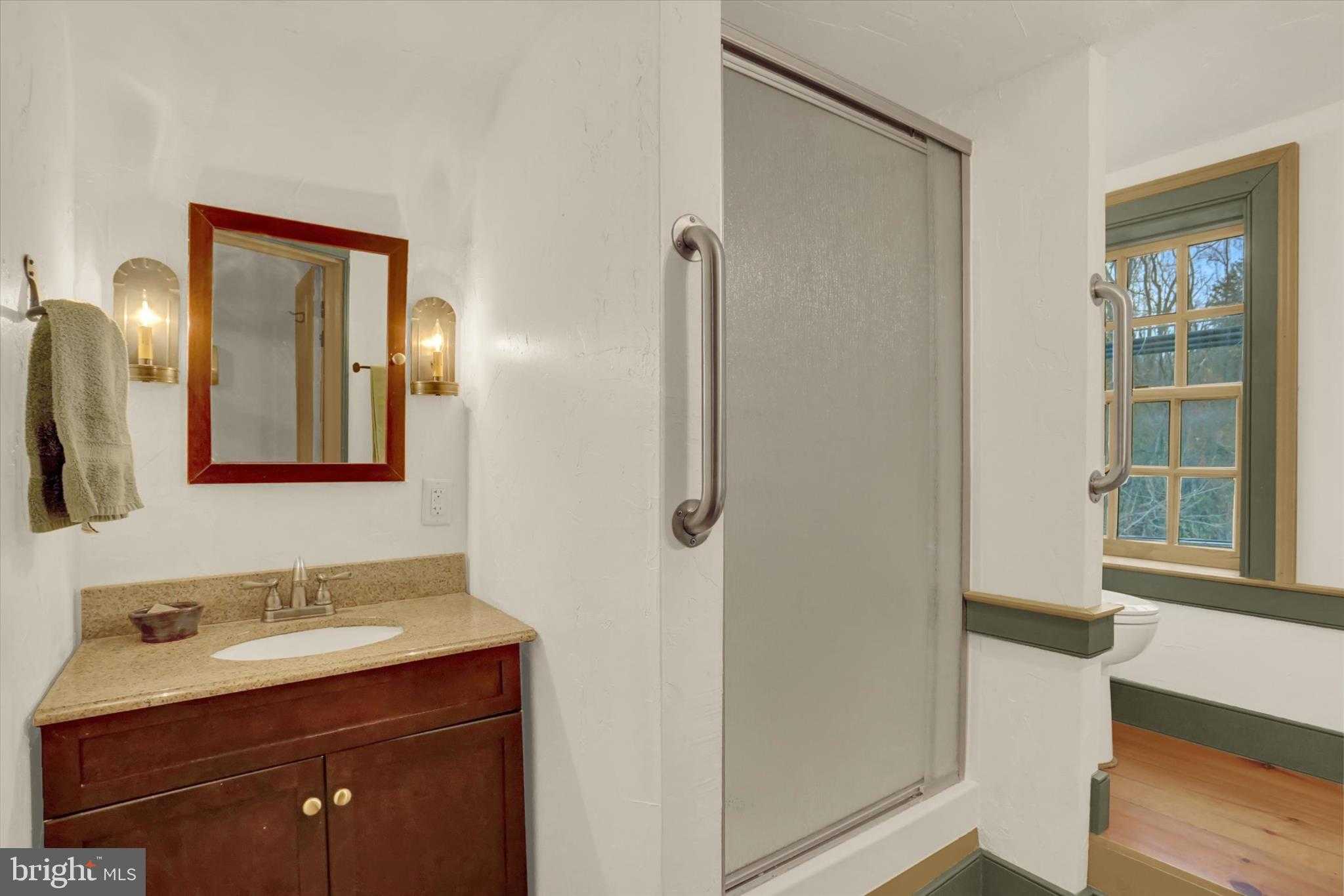 2600 S Market St photo 47