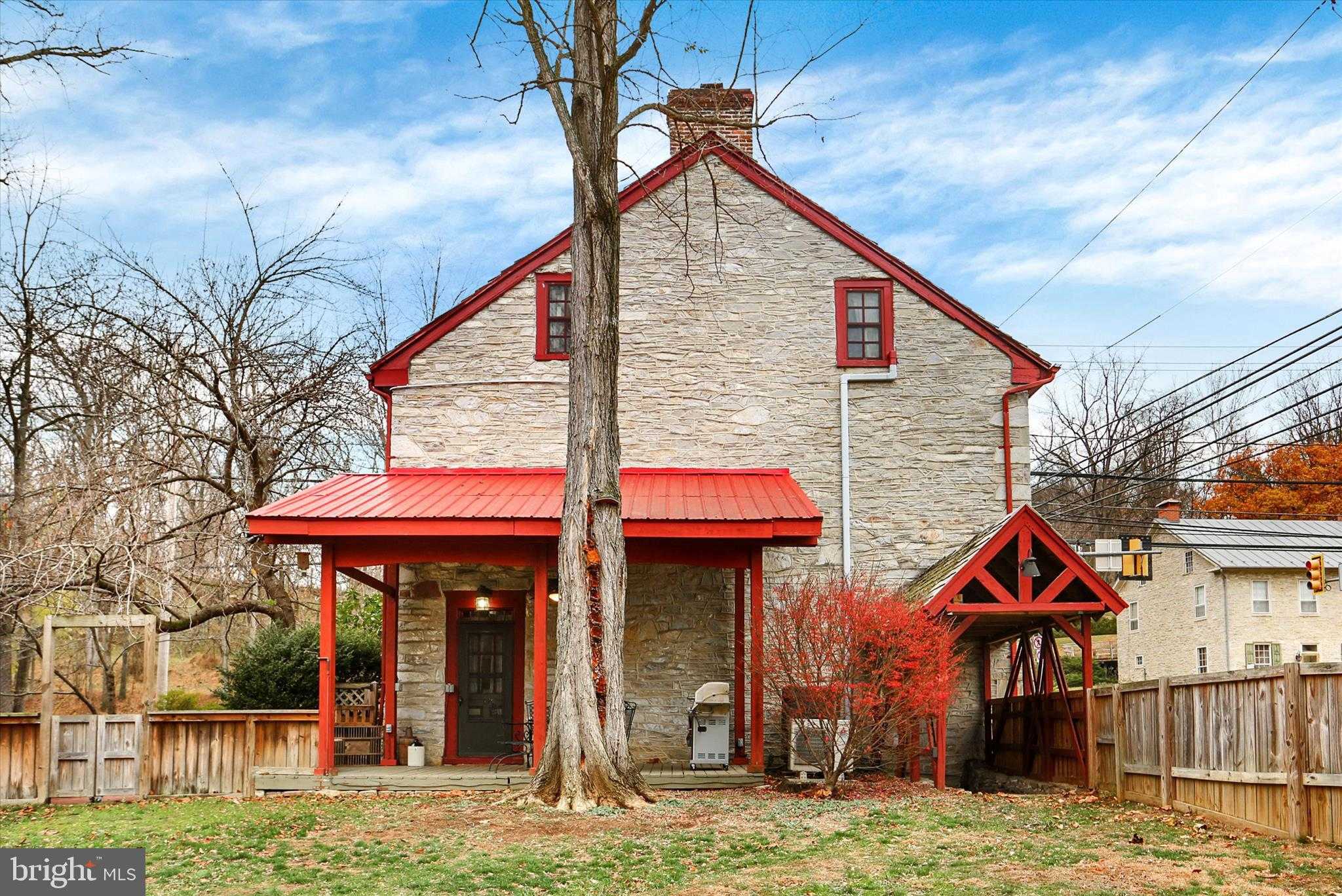 2600 S Market St photo 49