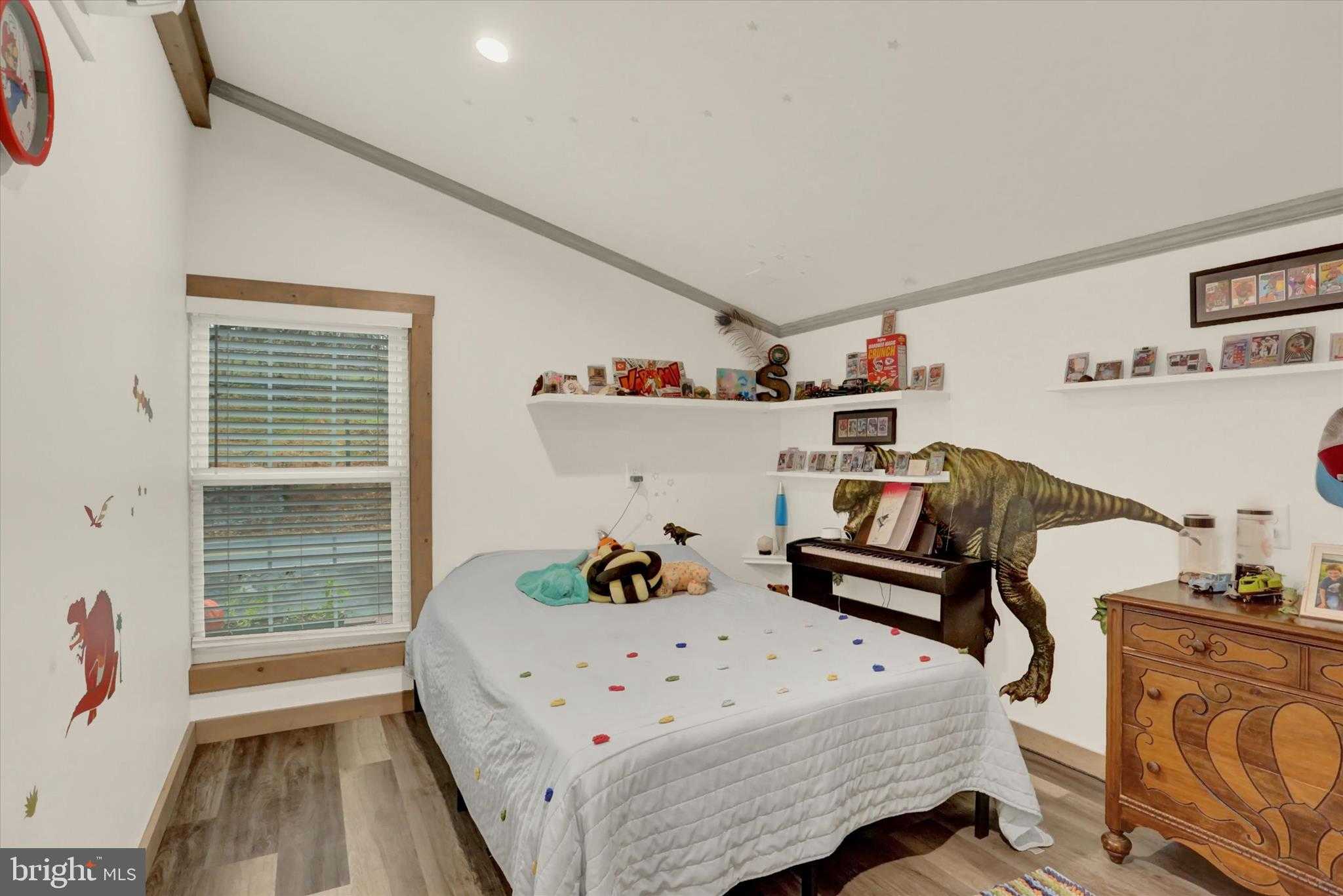 2600 S Market St photo 65