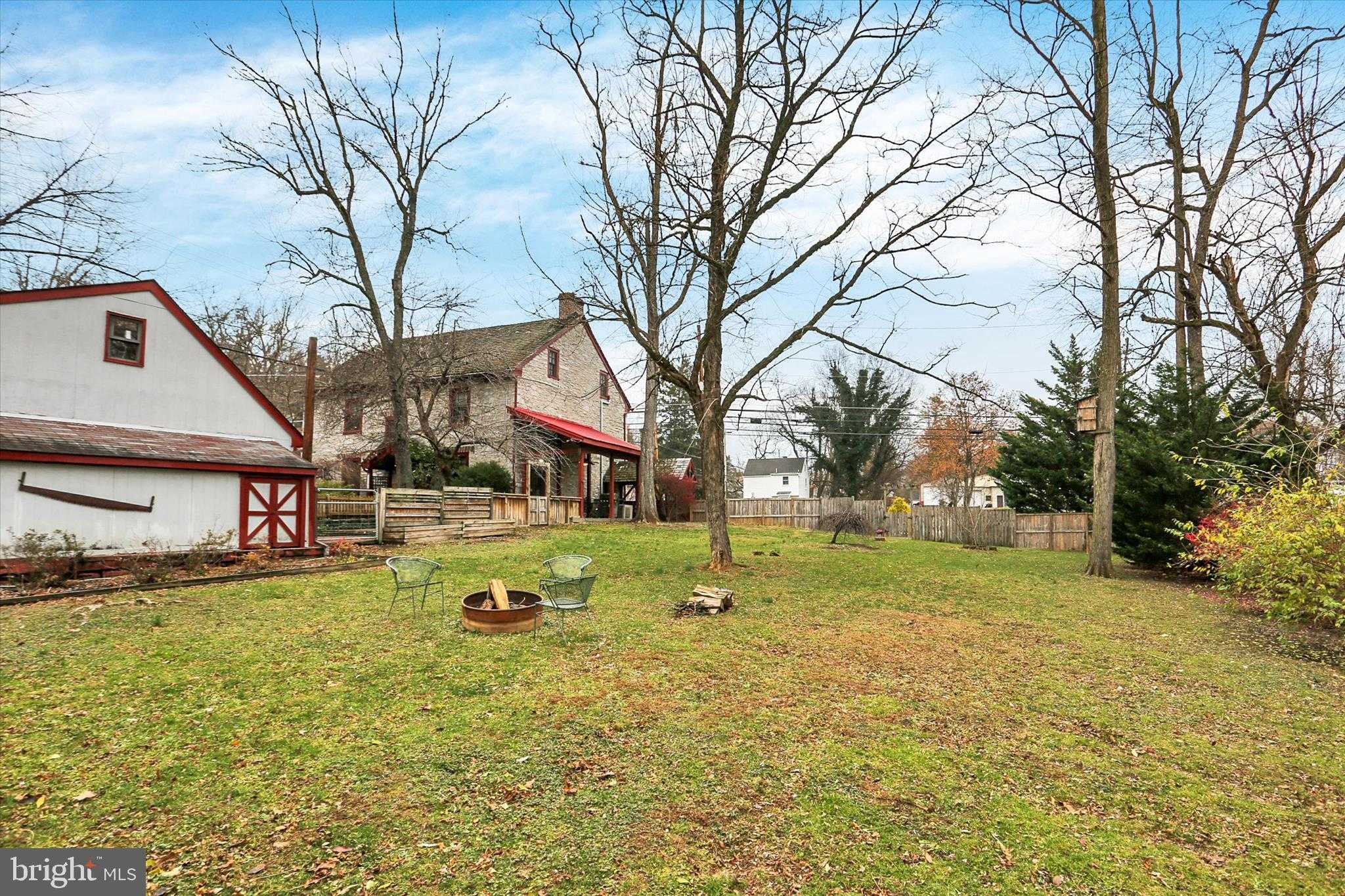 2600 S Market St photo 75