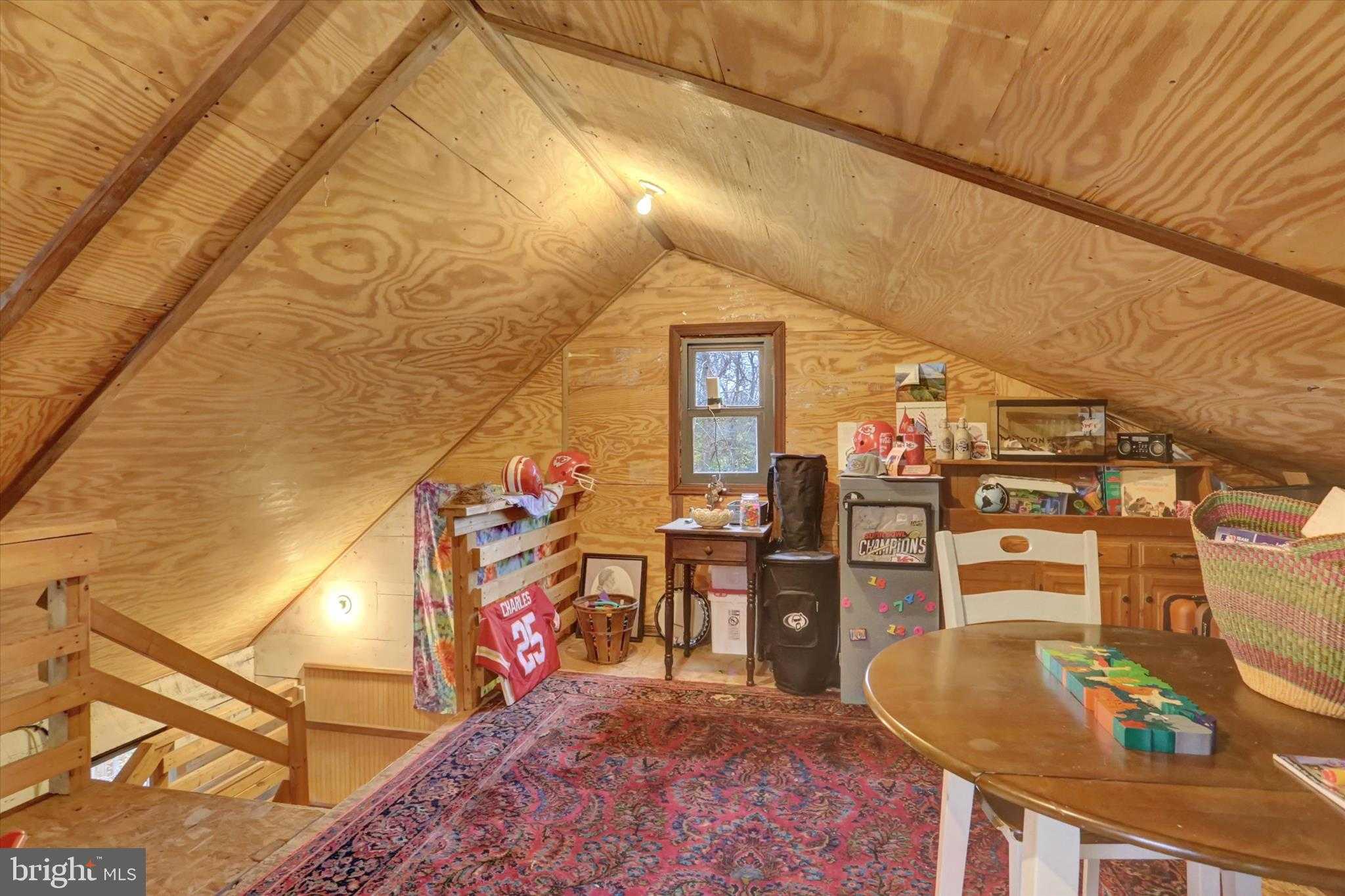 2600 S Market St photo 84