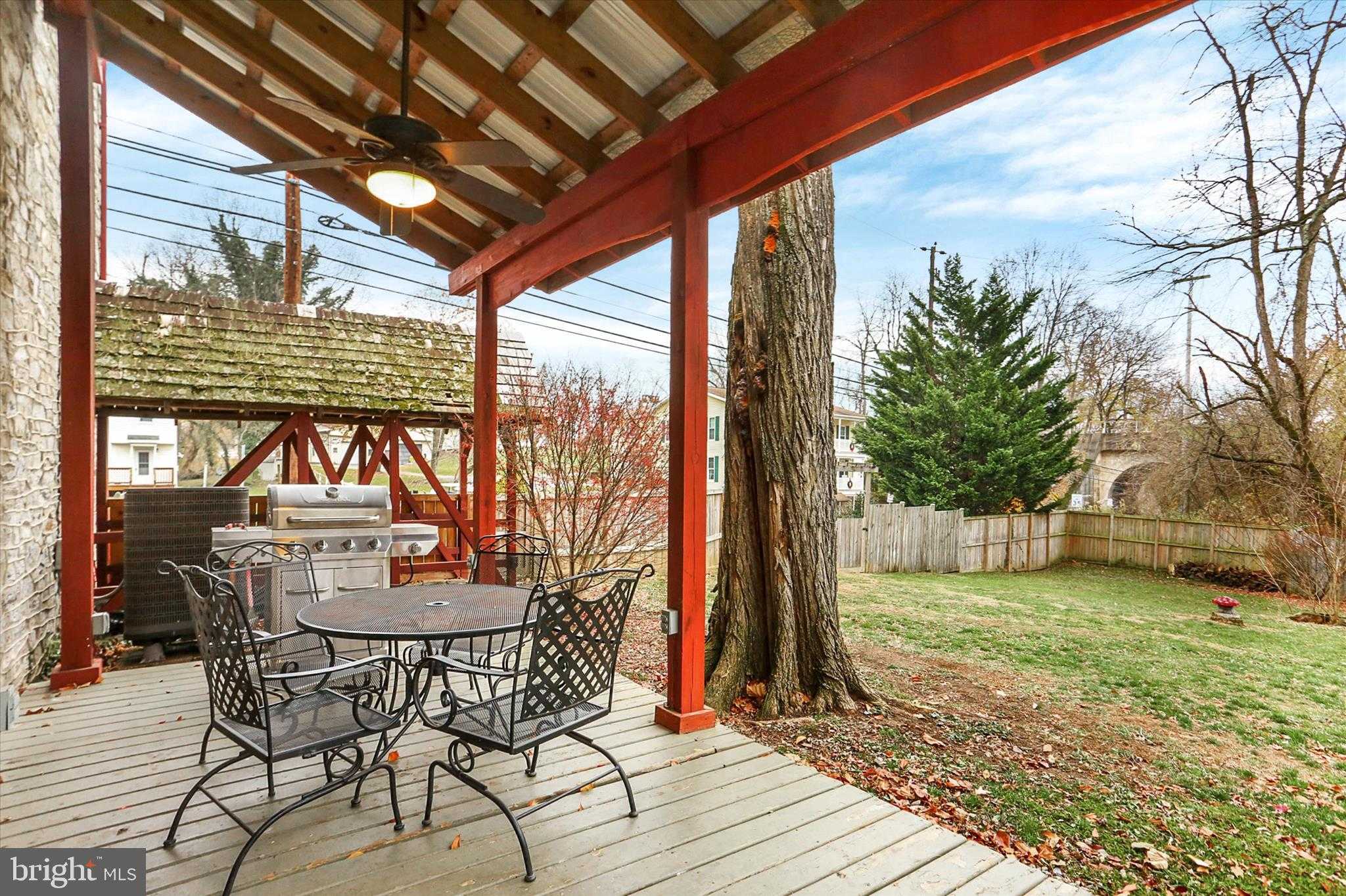 2600 S Market St photo 87