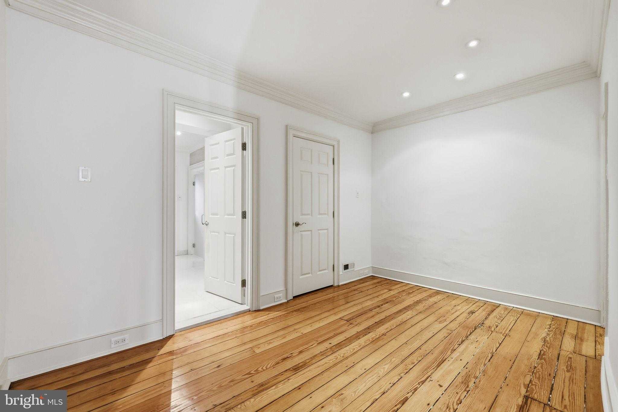 311 S Camac St photo 17