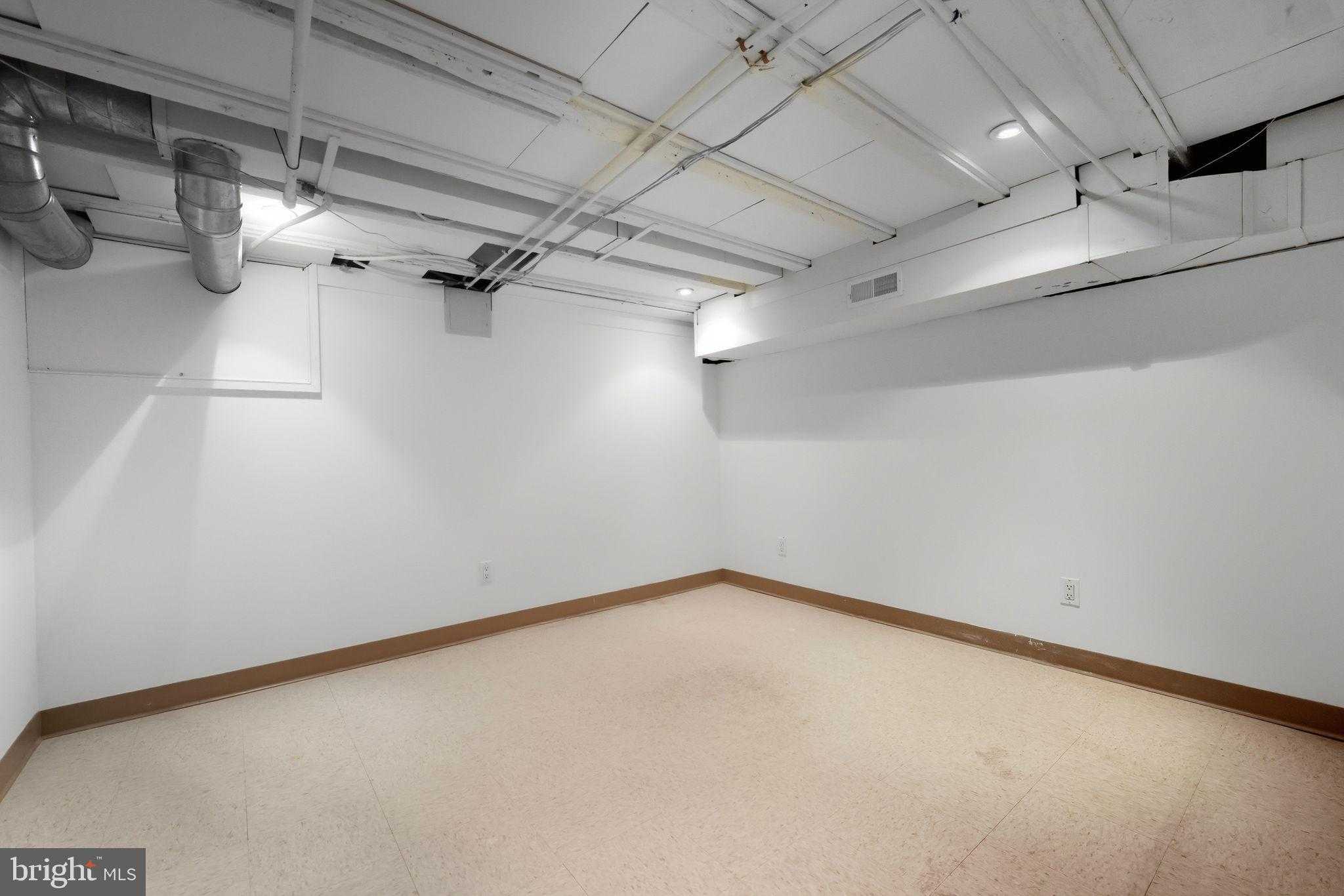 311 S Camac St photo 33