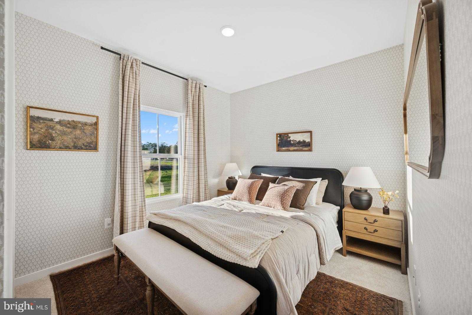 319 Gerry St photo 7