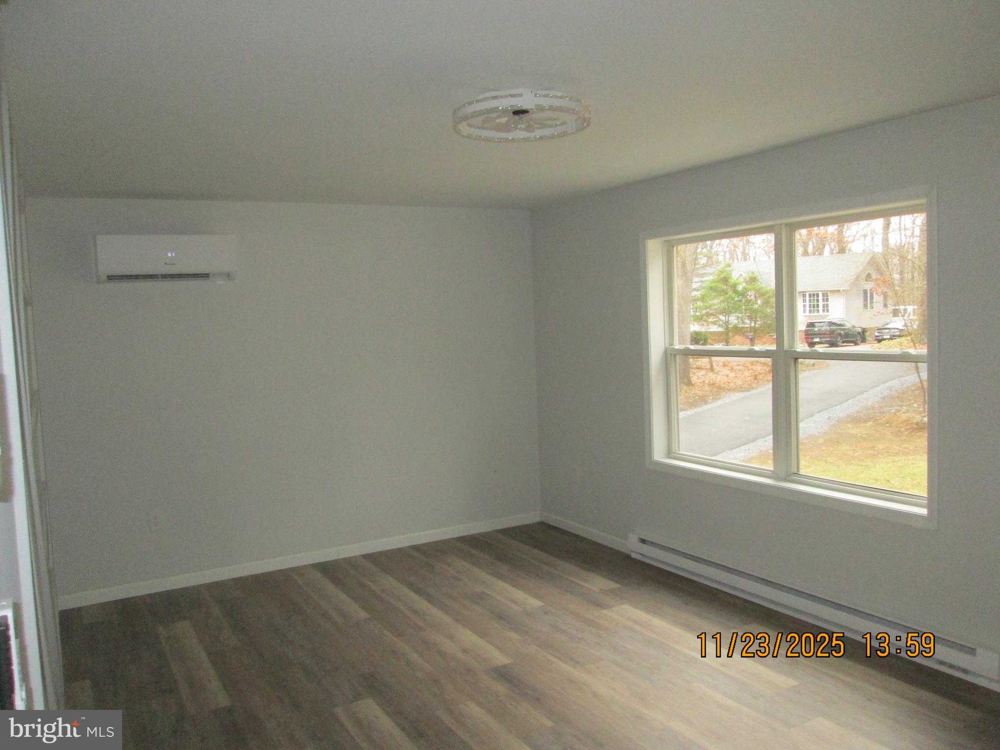 380 Gallery Ln photo 12