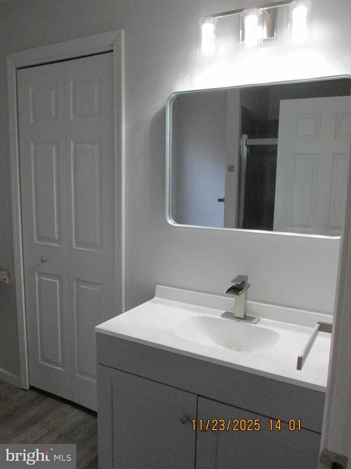 380 Gallery Ln photo 19