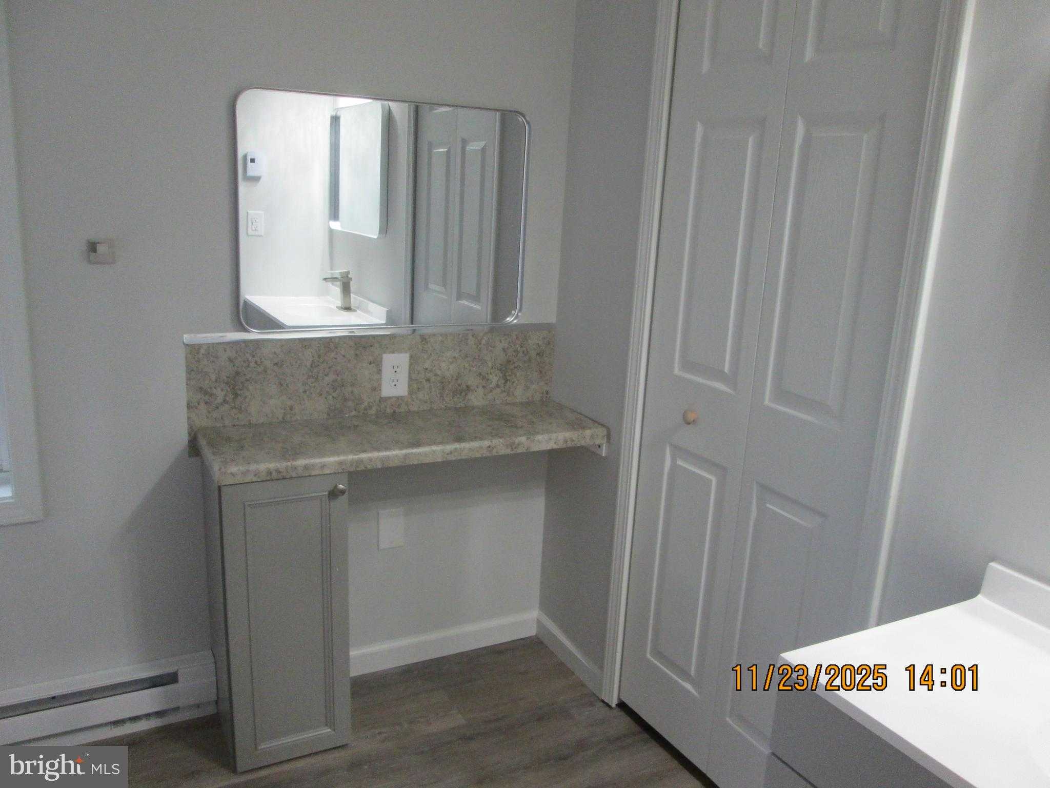 380 Gallery Ln photo 20