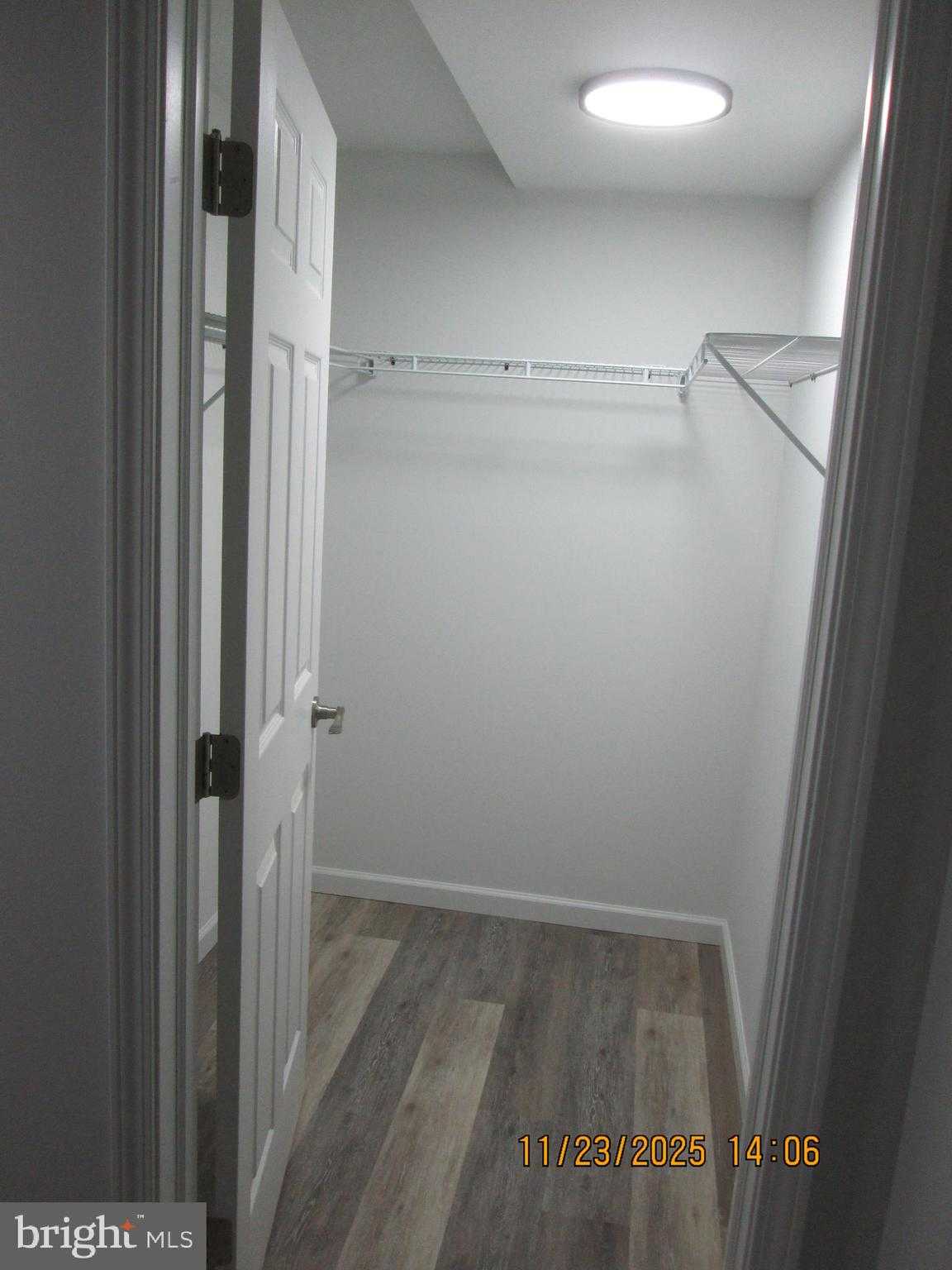 380 Gallery Ln photo 35