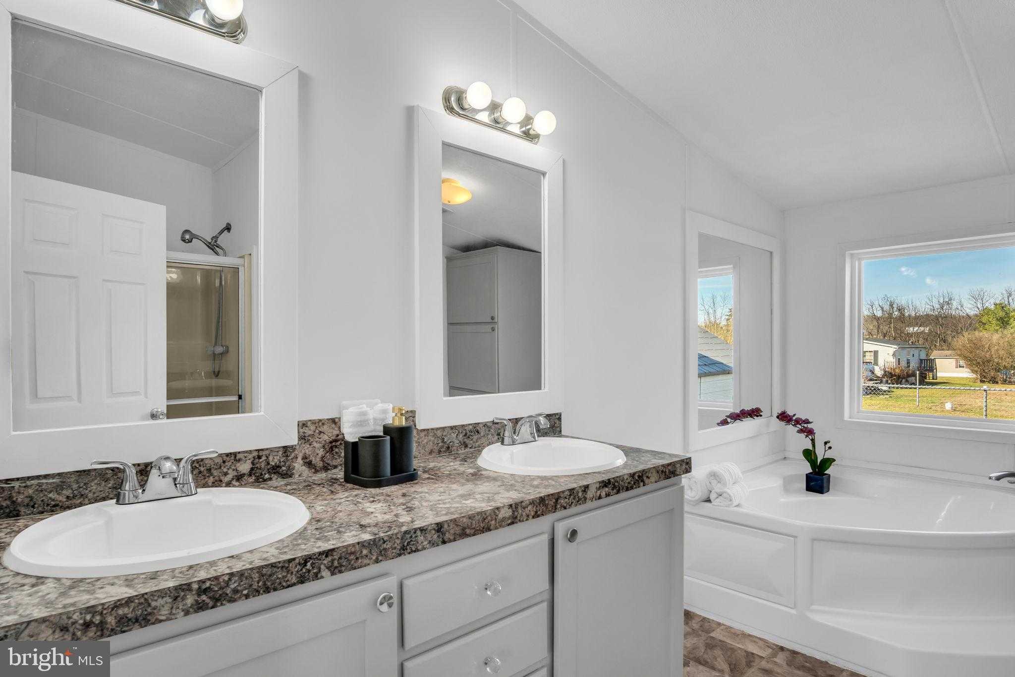 11 Tyler Dr photo 11