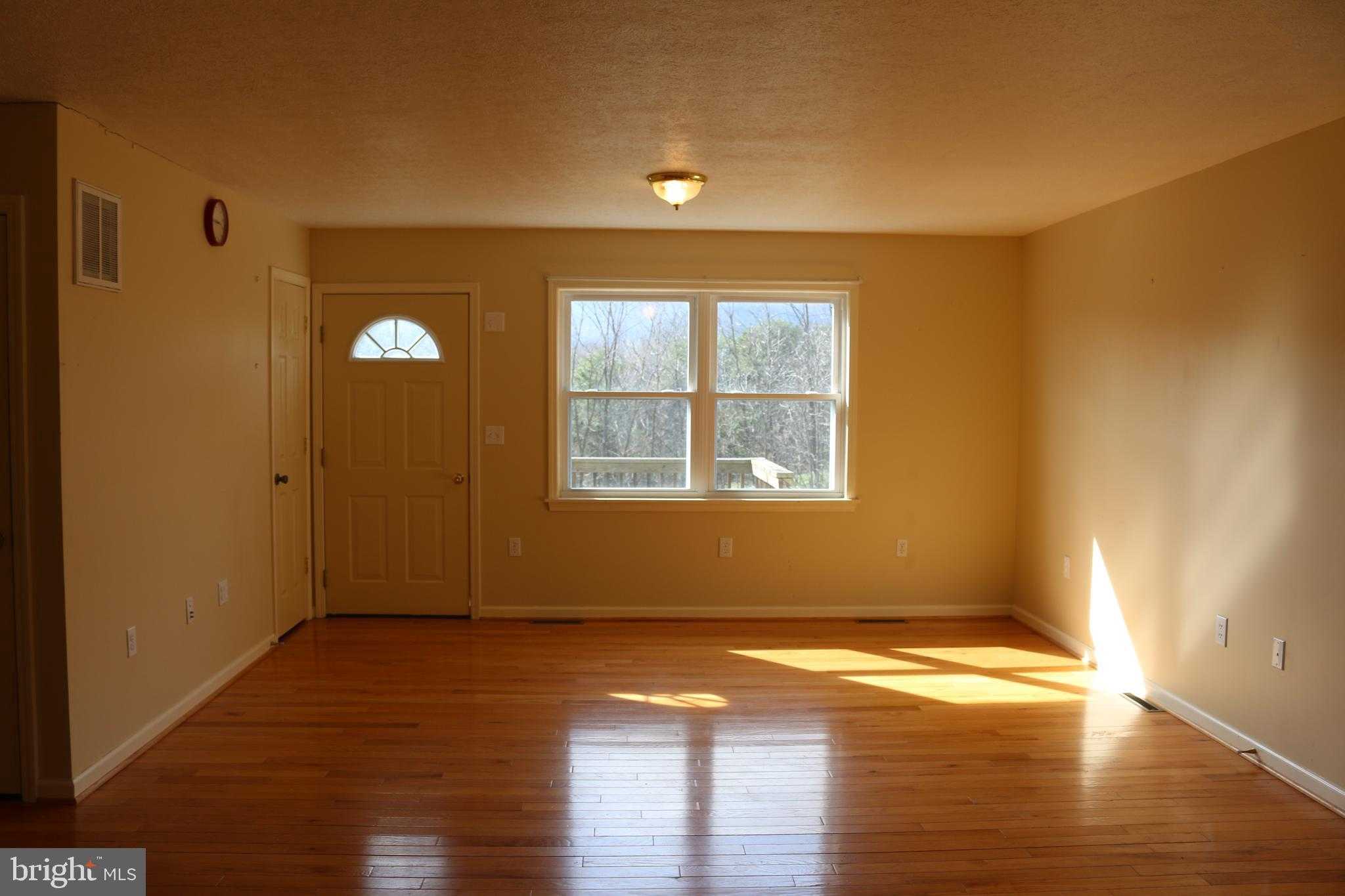 156 Squirrel Den Rd photo 16