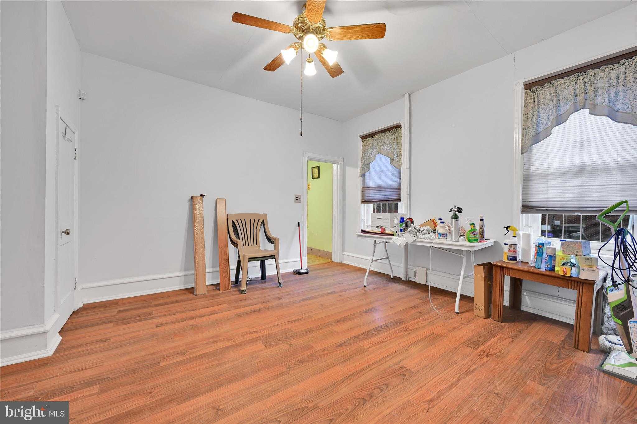 4048 Green St photo 21