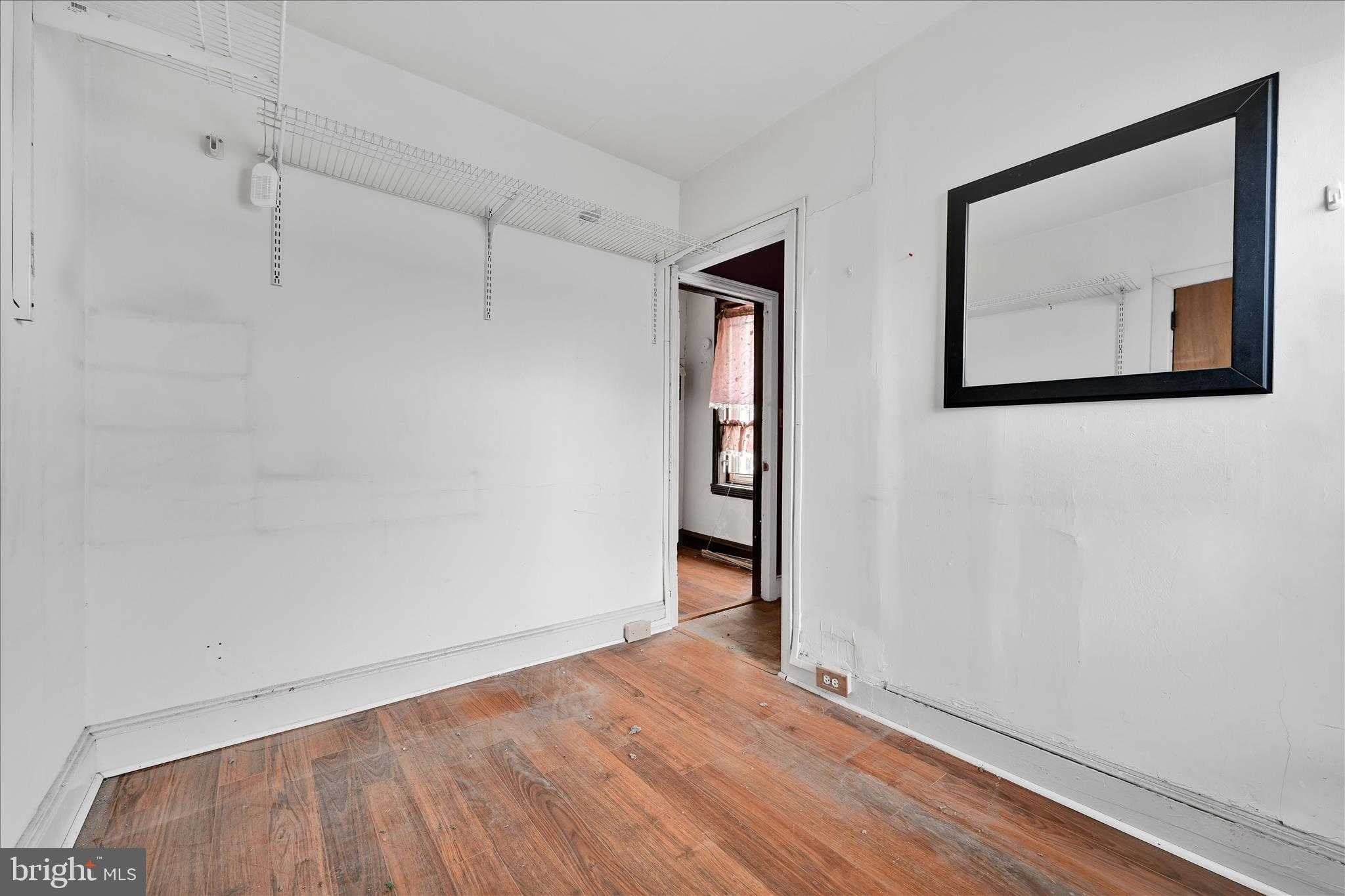 4048 Green St photo 32