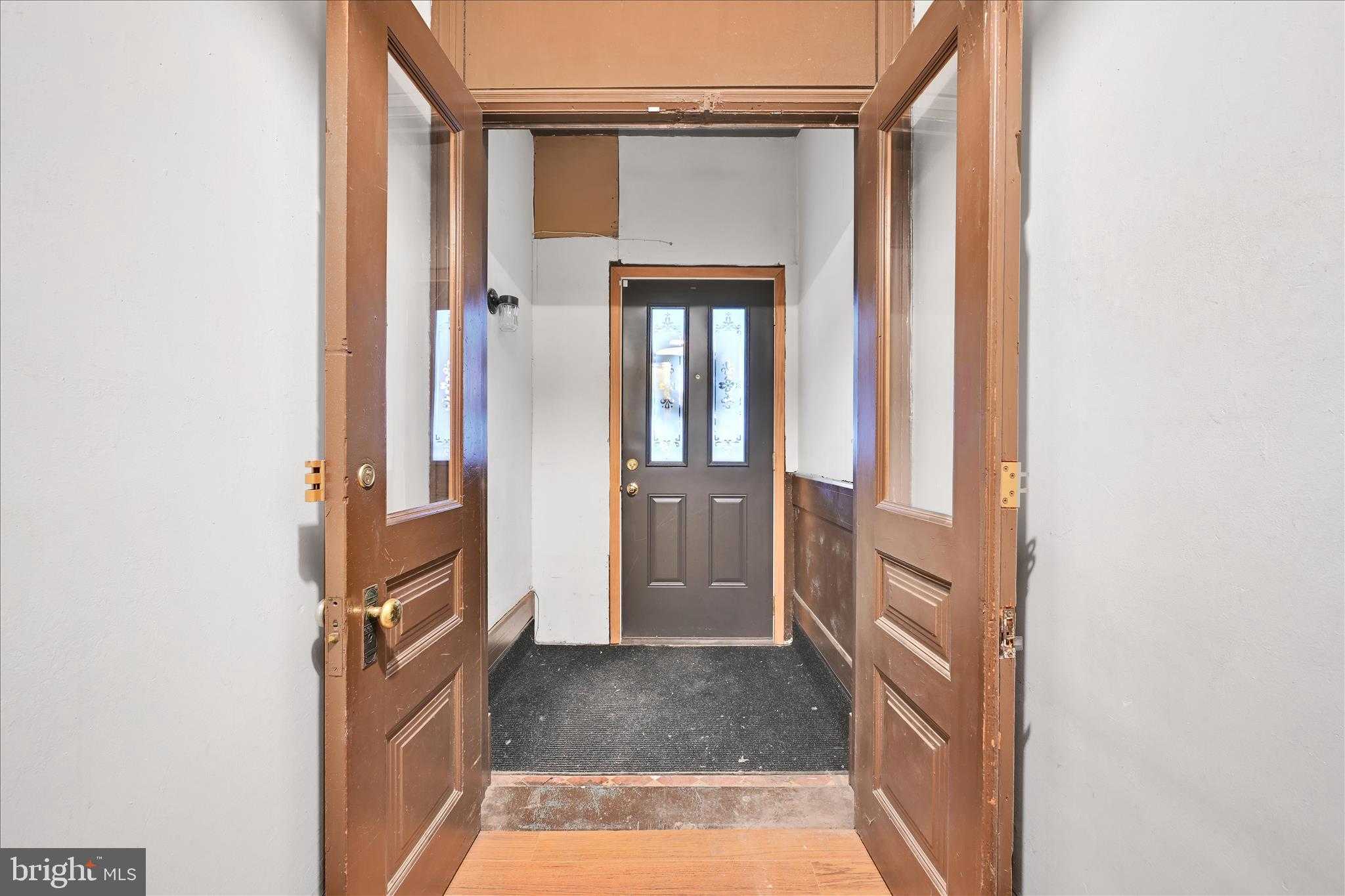 4048 Green St photo 5