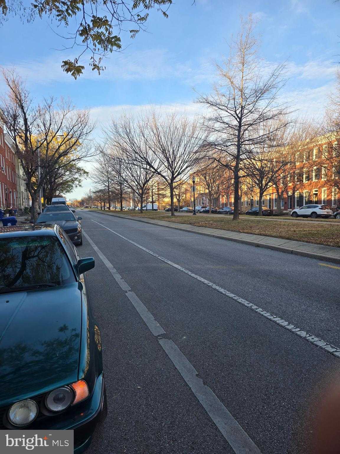 1022 N Broadway photo 4