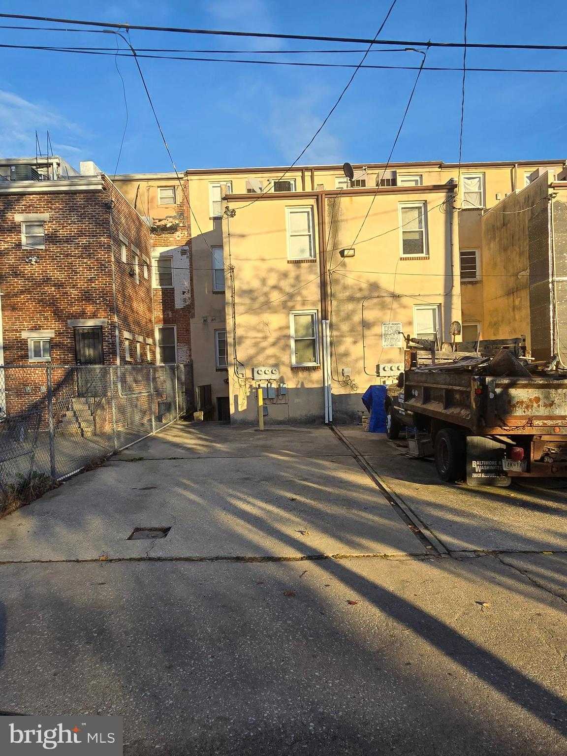 1022 N Broadway photo 42