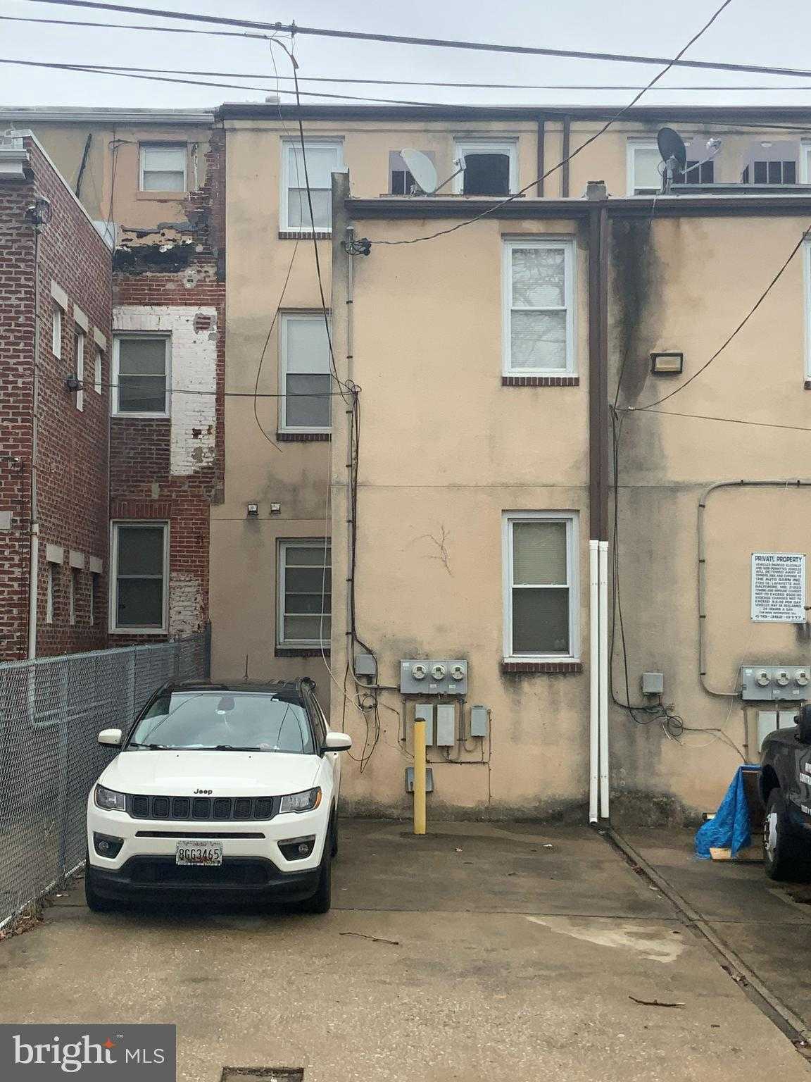 1022 N Broadway photo 43