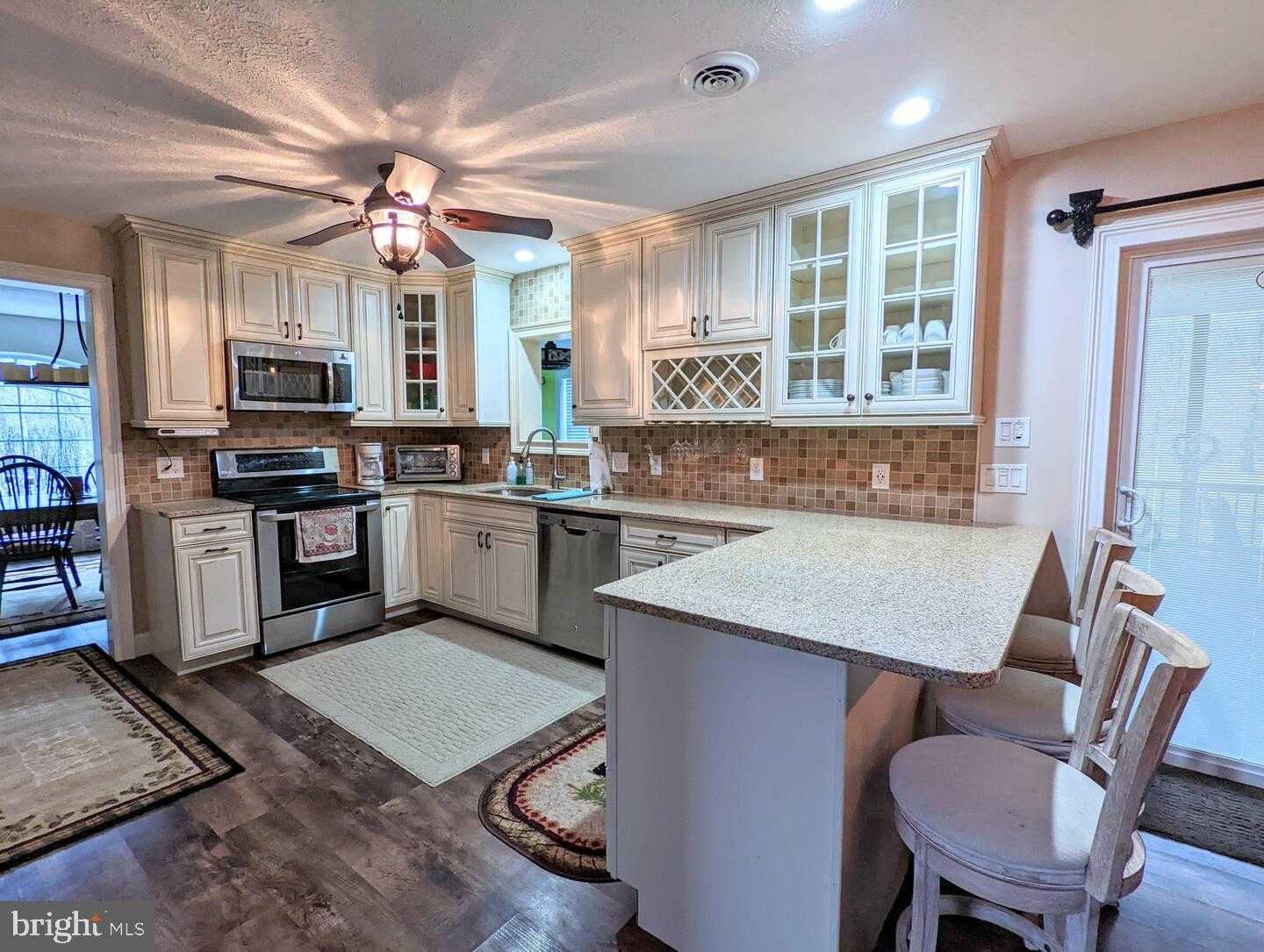 14 Minnie Ha Ha Rd photo 11