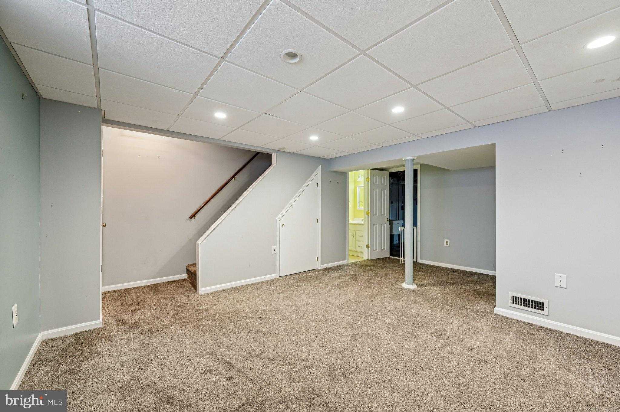 8334 Wyton Rd photo 31