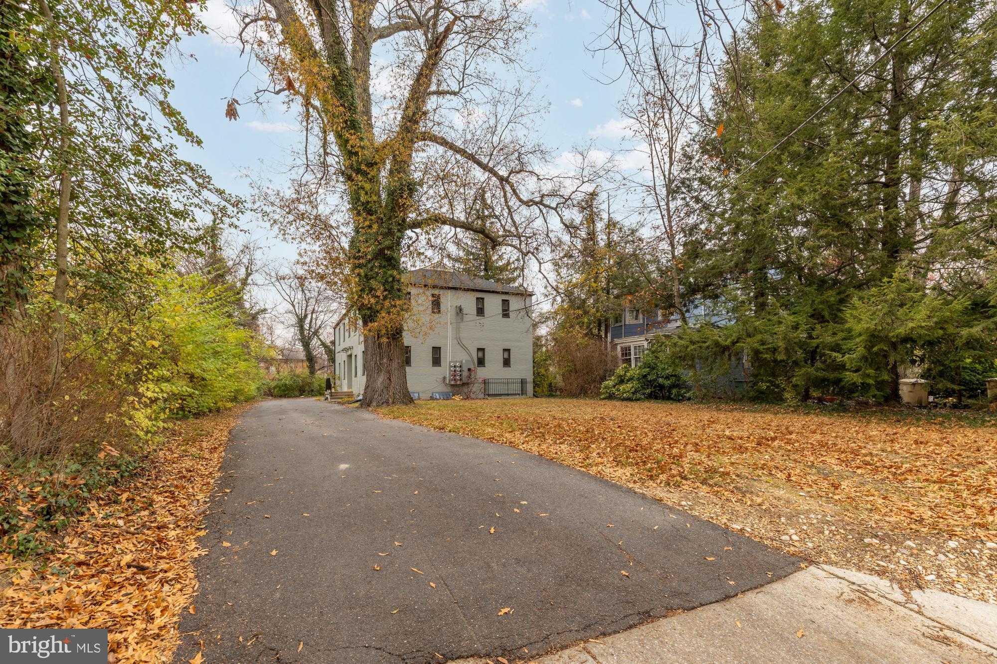 7404 Columbia Ave photo 3