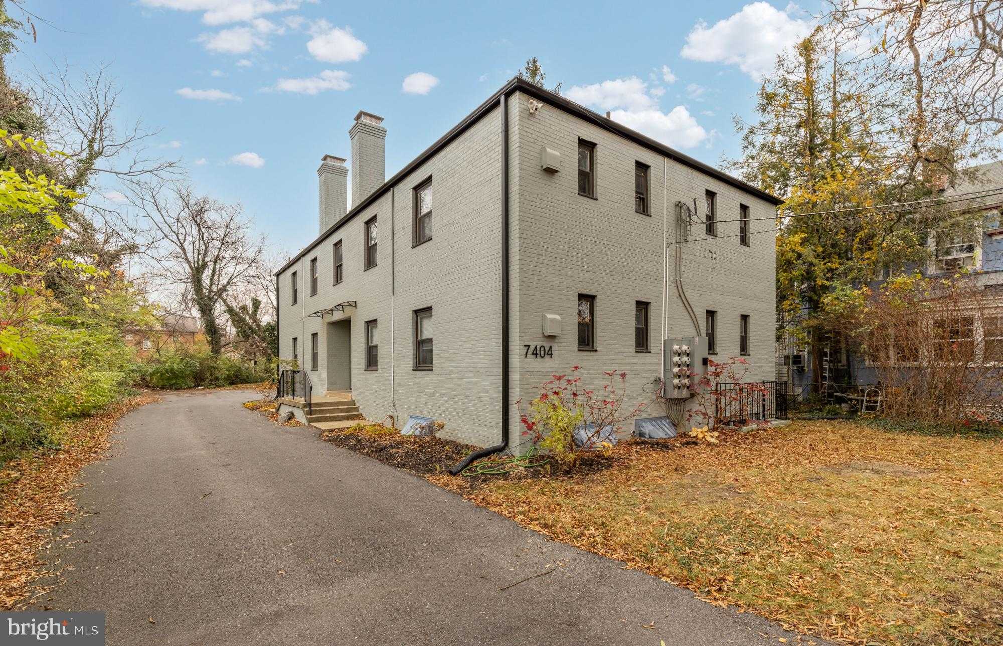 7404 Columbia Ave photo 5