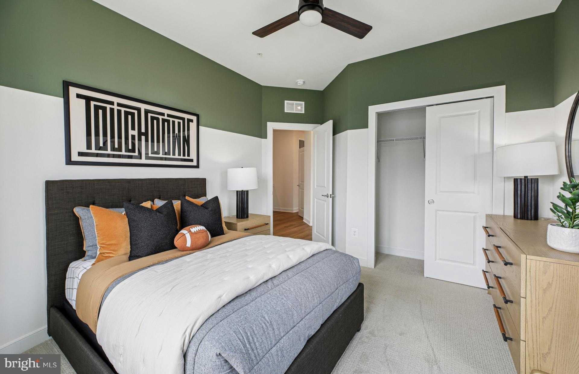 1170 Crested Wood Dr photo 14