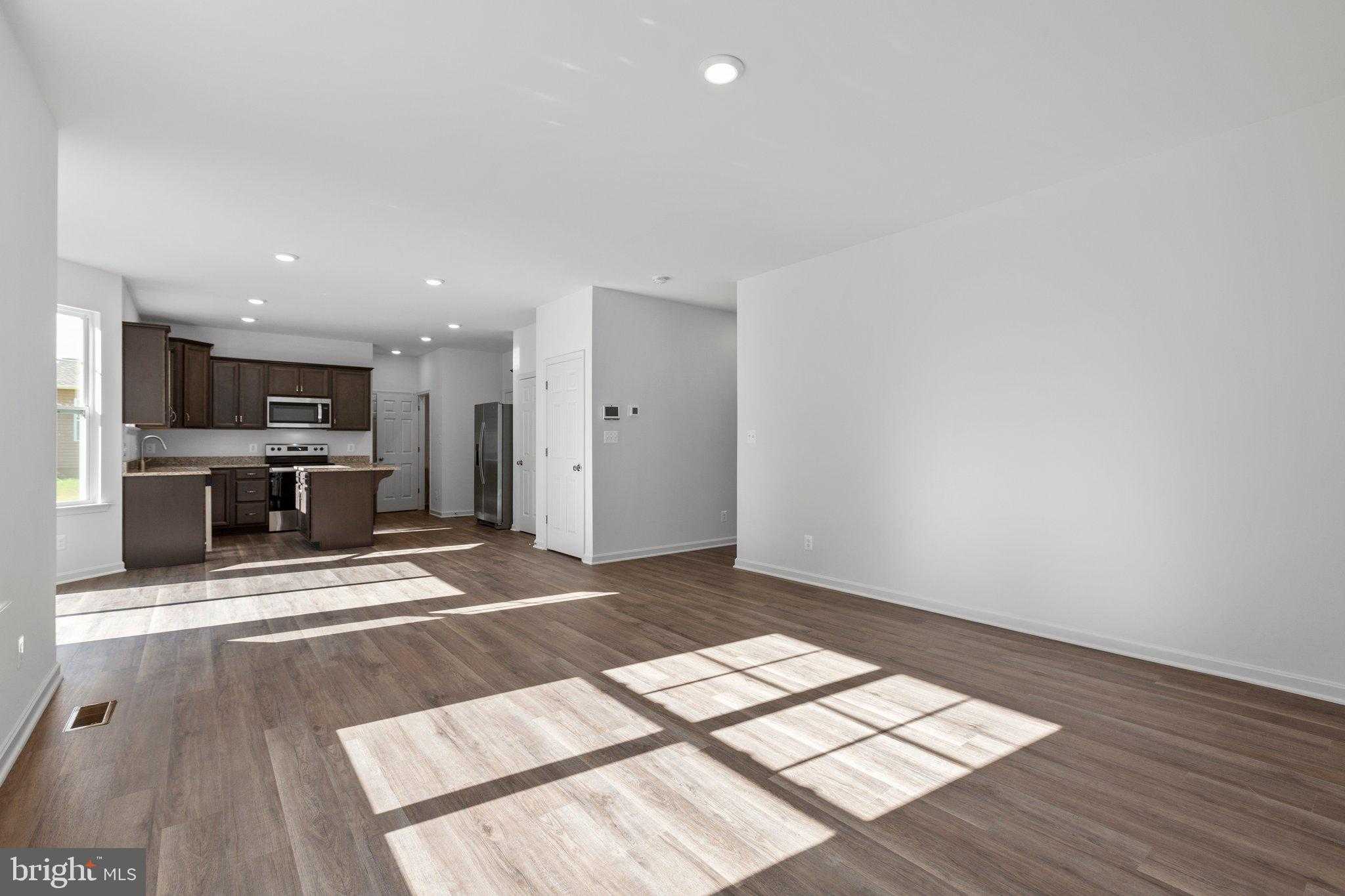 Indiantown Rd photo 9