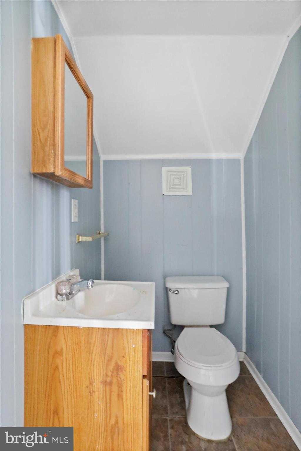 83 Knobley St photo 12