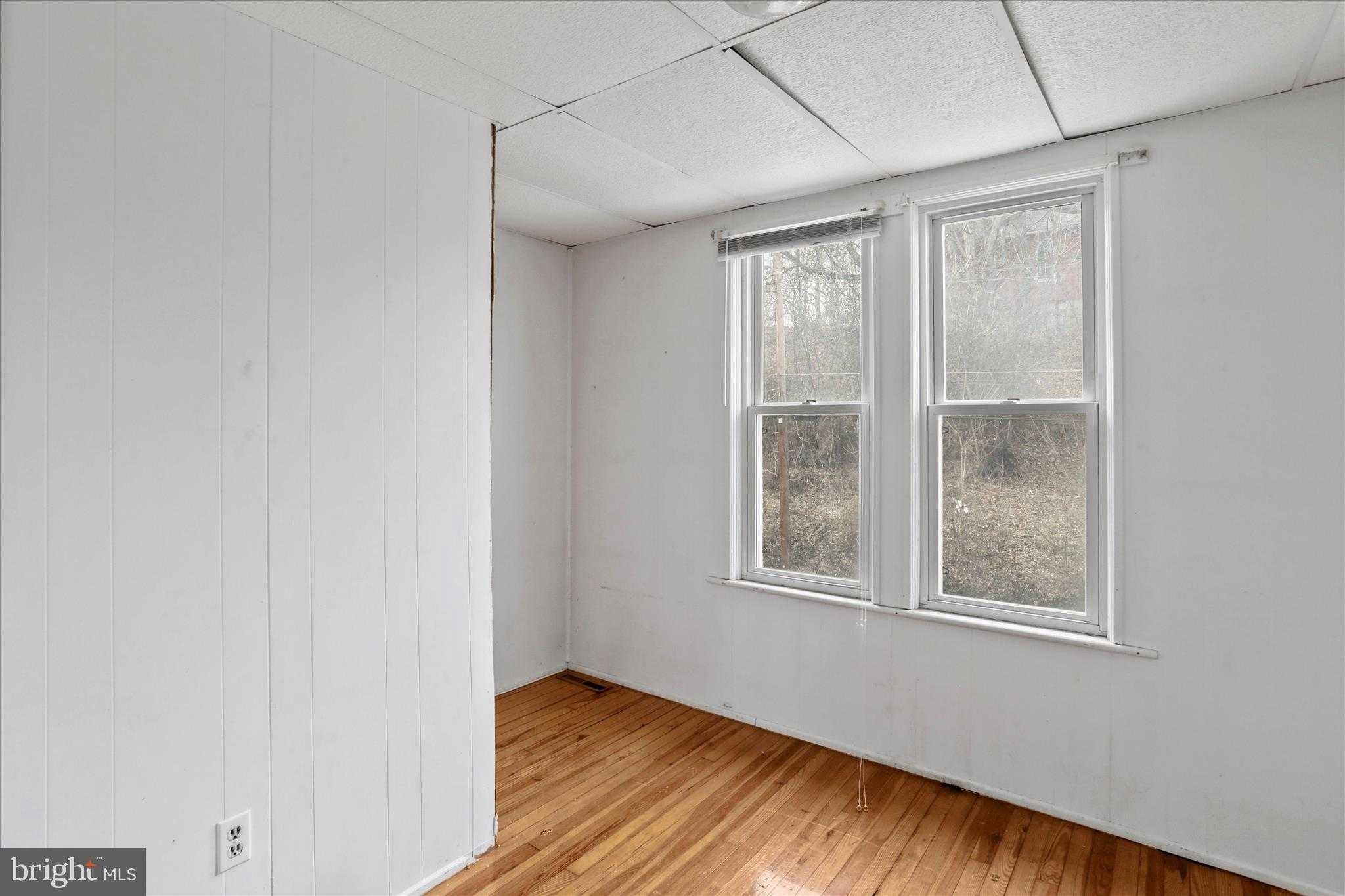 83 Knobley St photo 14