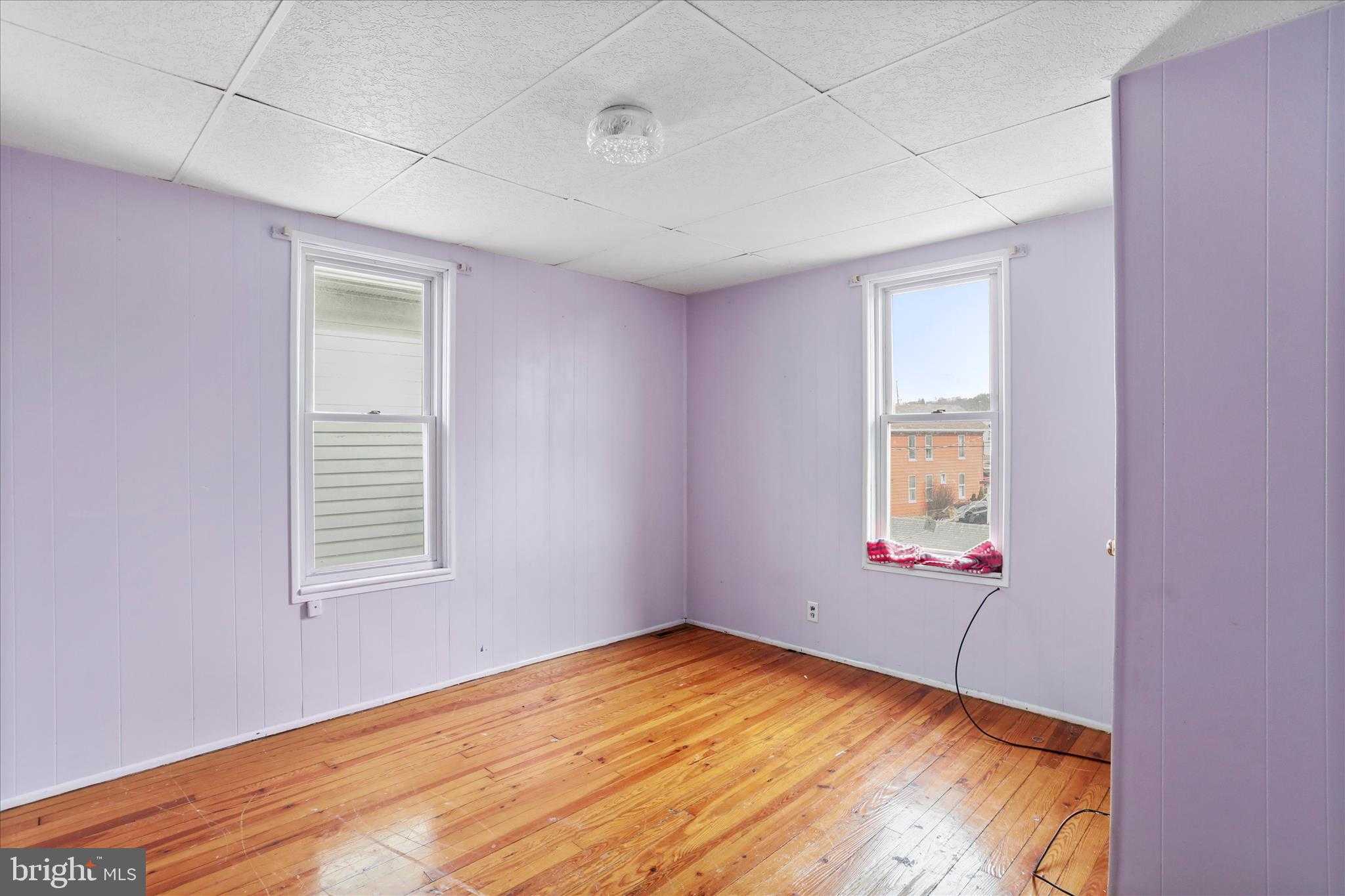 83 Knobley St photo 21