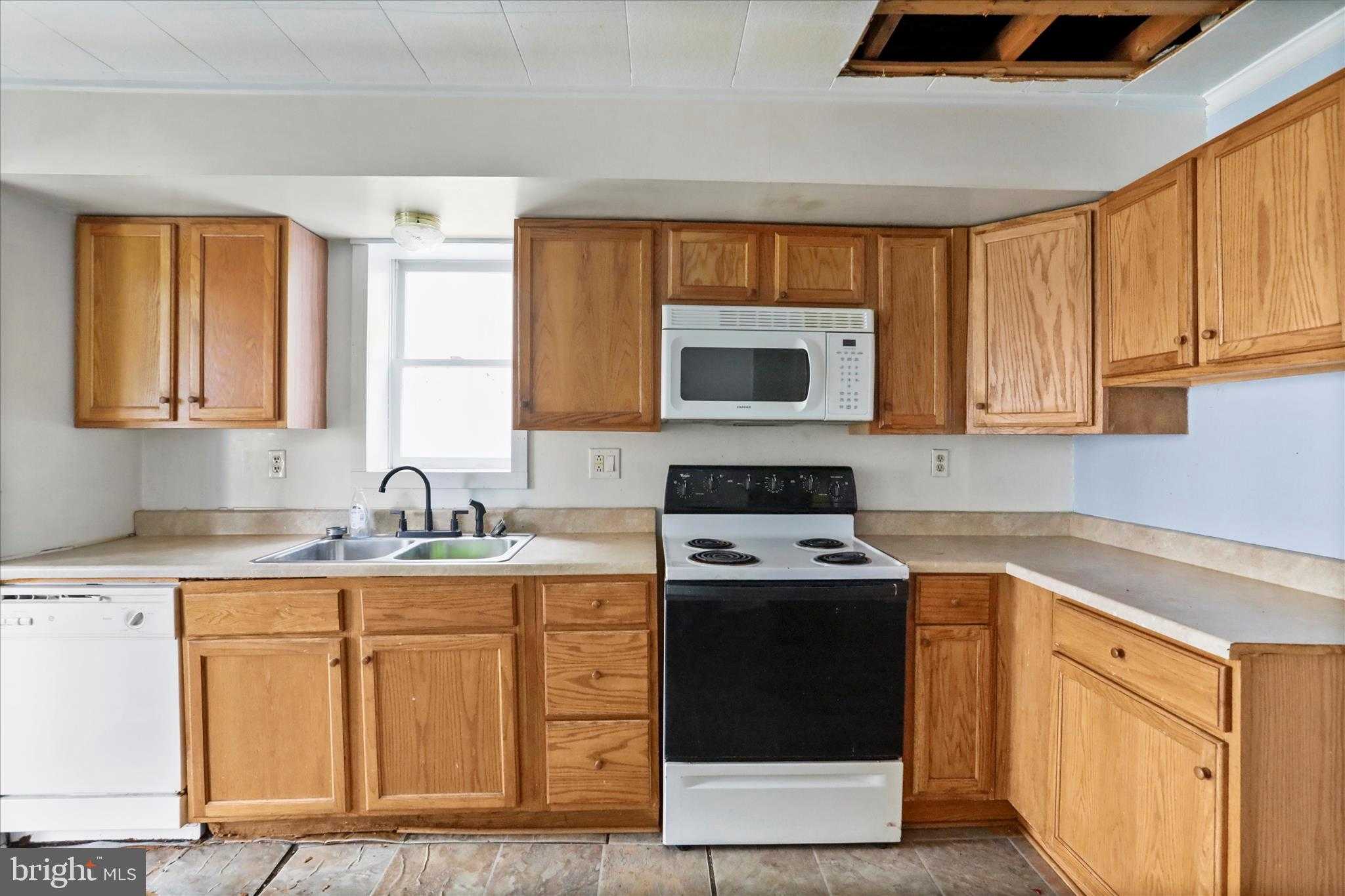 83 Knobley St photo 4