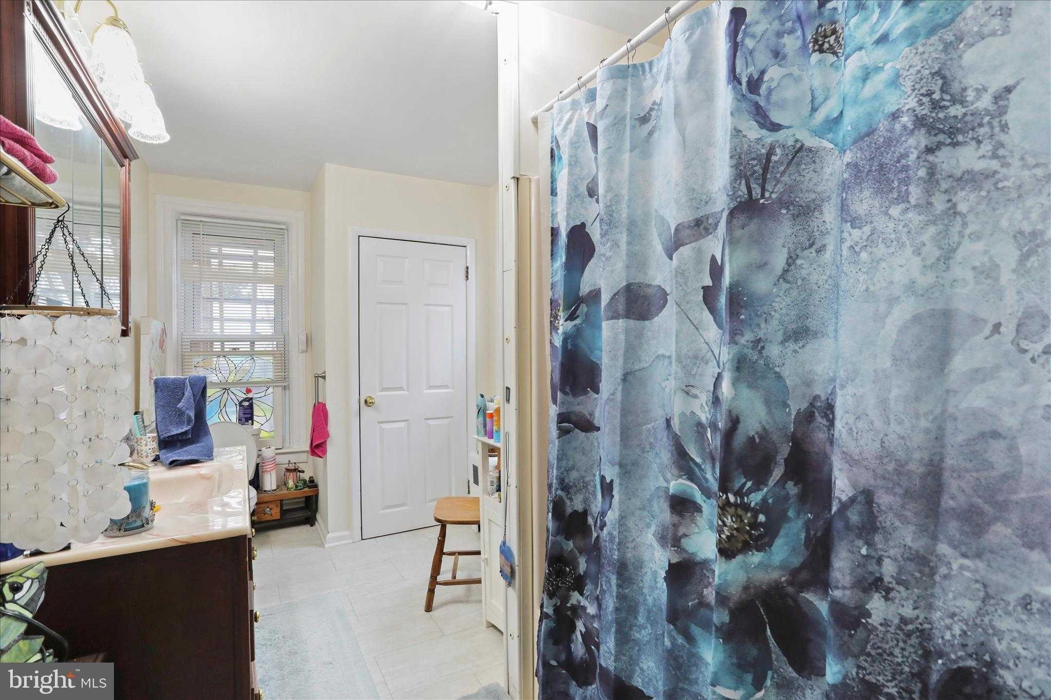 26 E Madison St photo 32