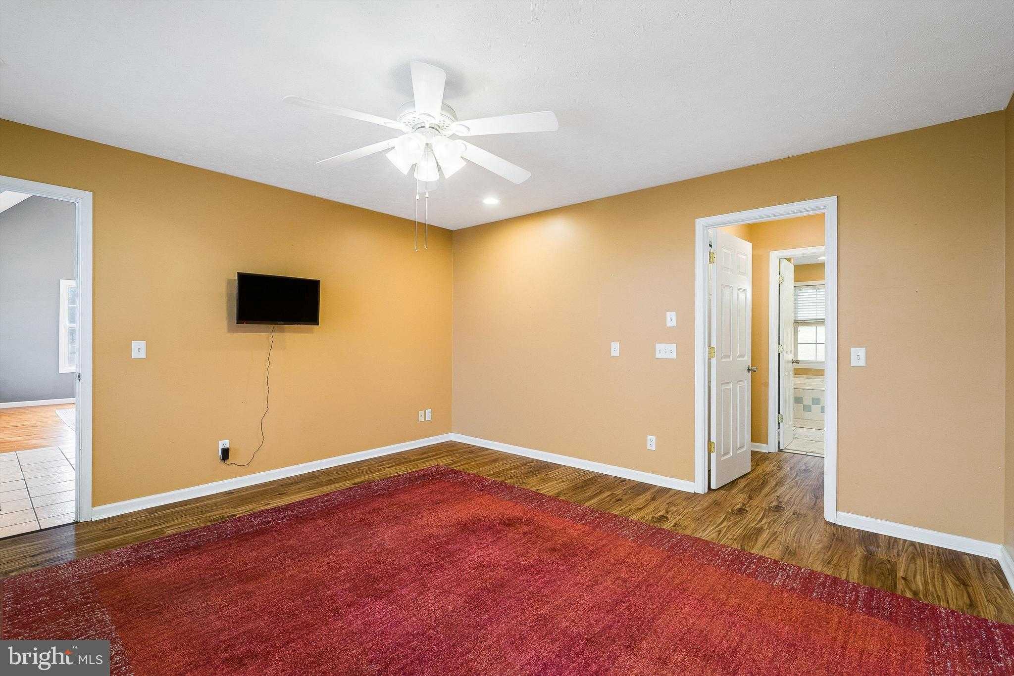 6527 Stable View Ln photo 24