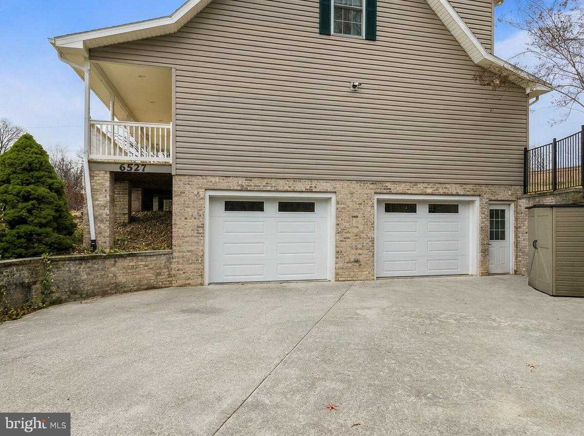 6527 Stable View Ln photo 64