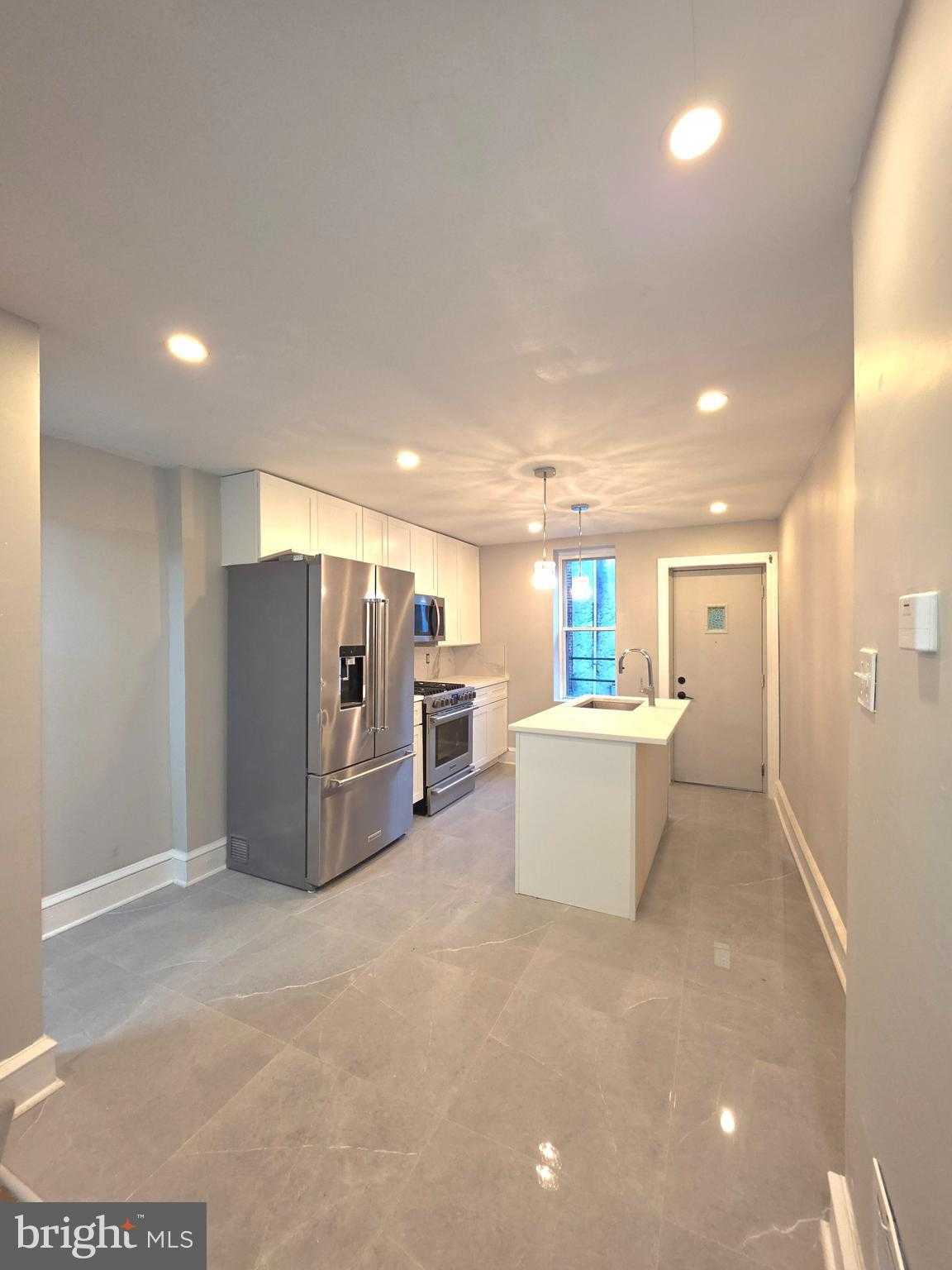 122 N 54th St photo 11