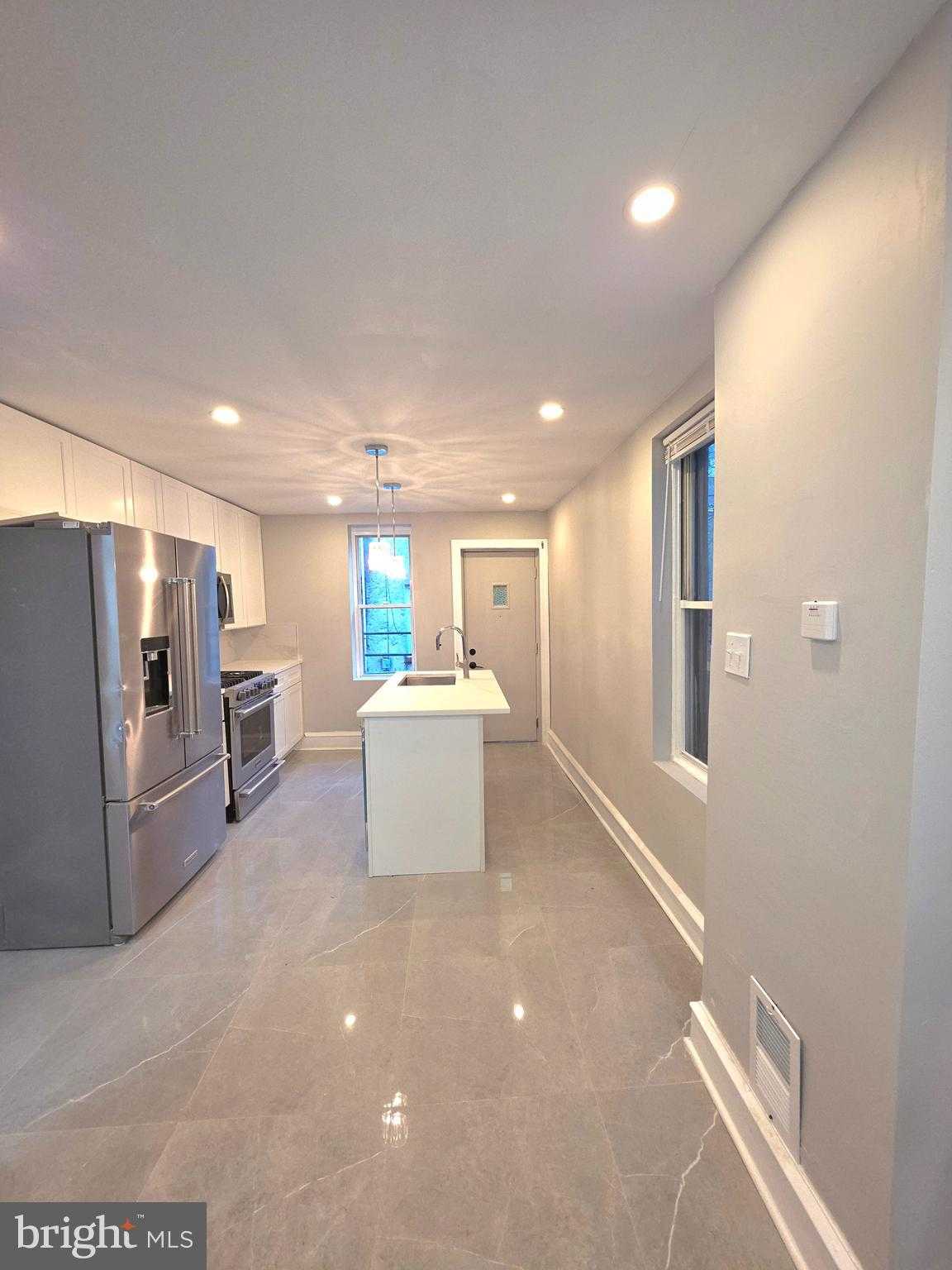 122 N 54th St photo 13