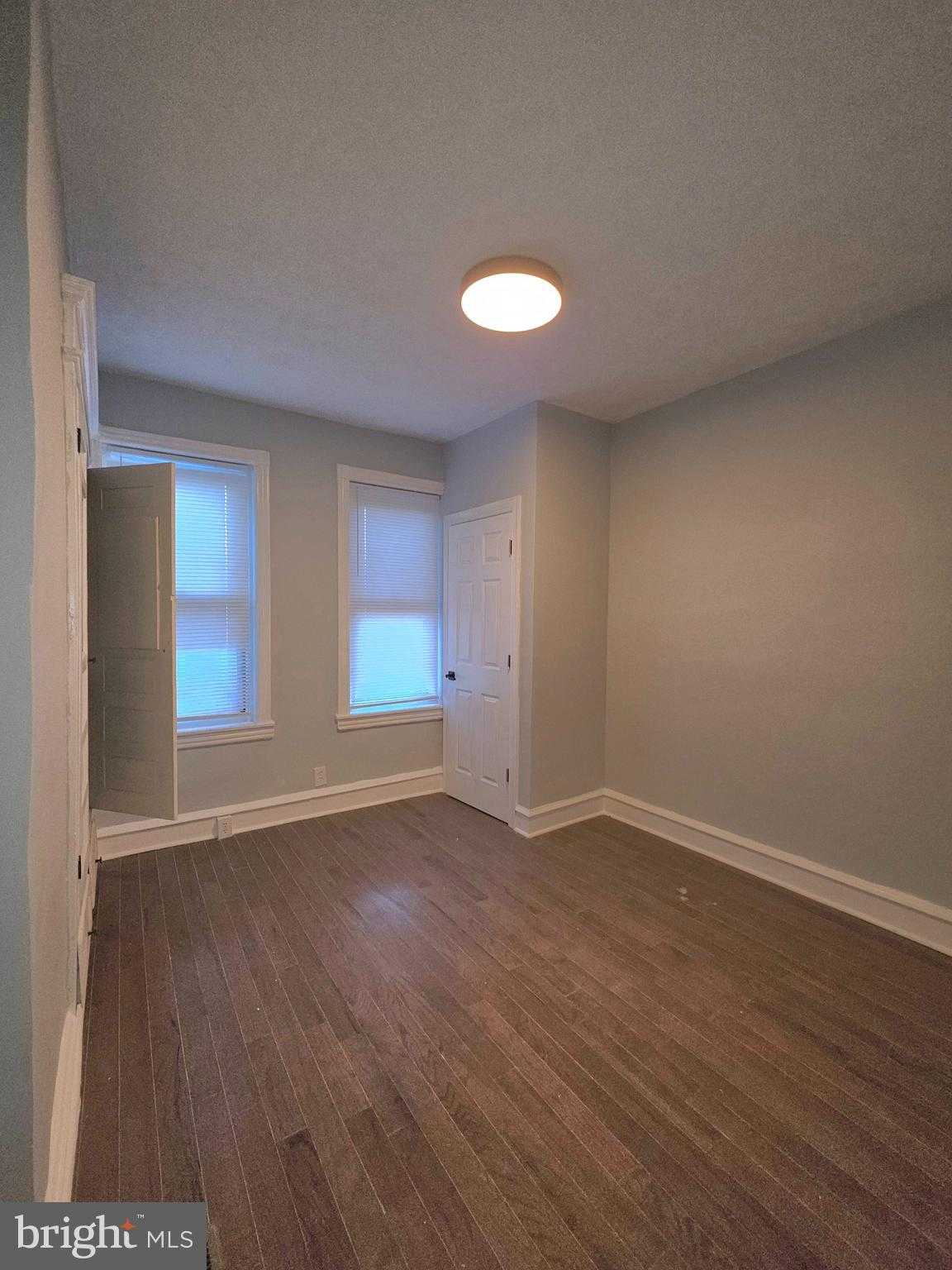 122 N 54th St photo 25