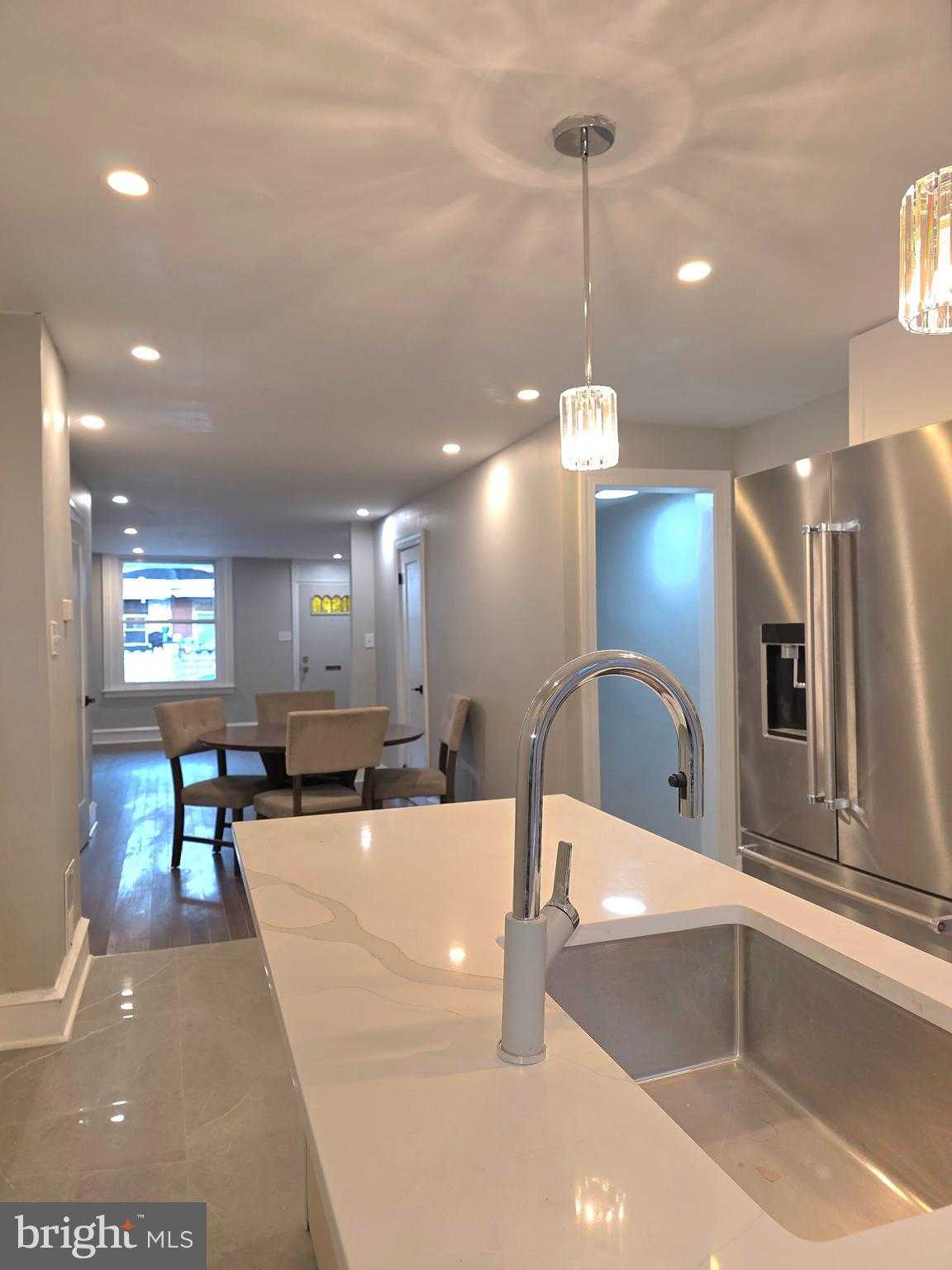 122 N 54th St photo 8