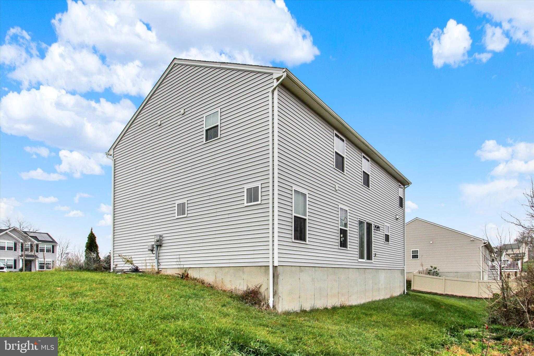 72 Heather Ln photo 27