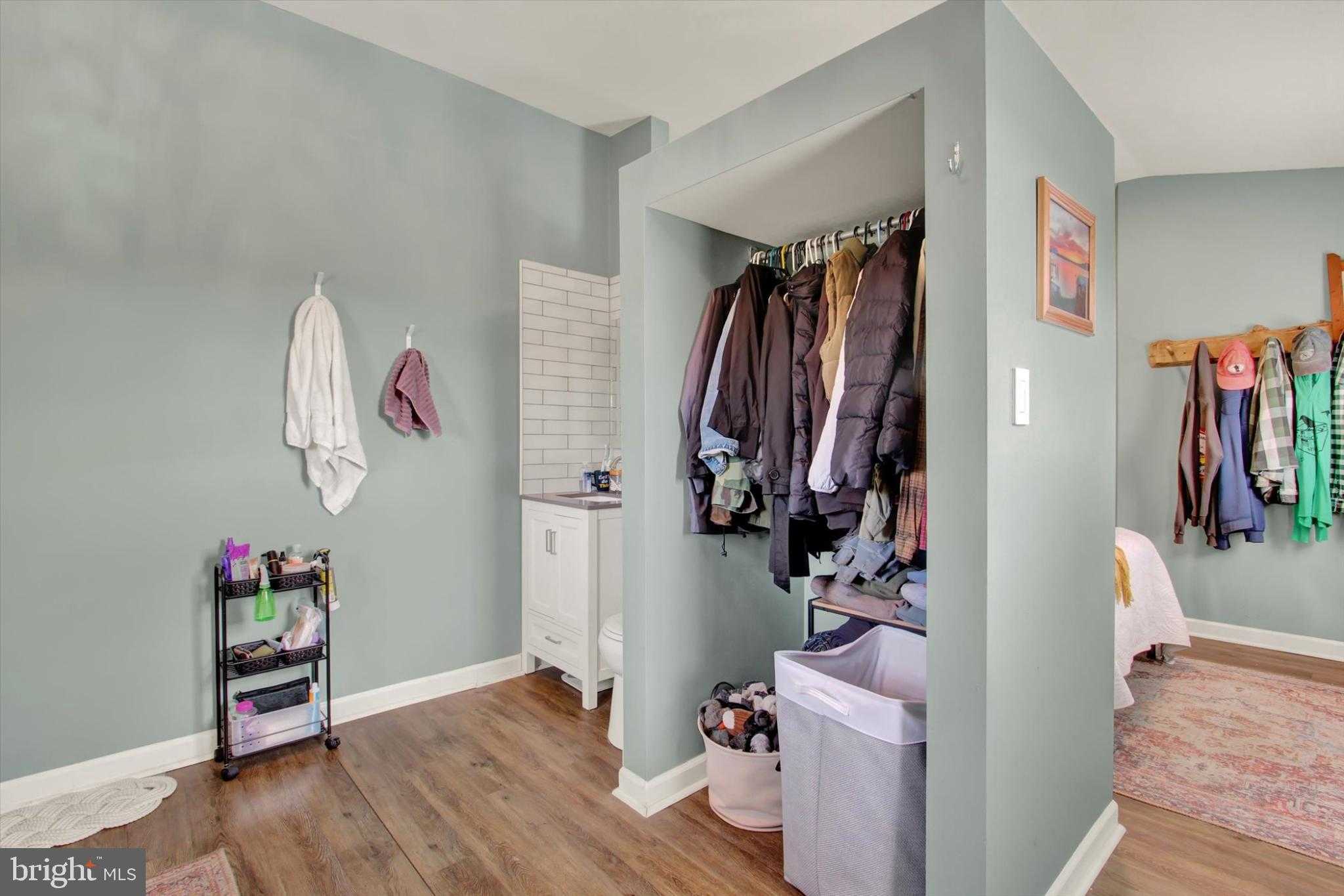 2894 Oxford Rd photo 21